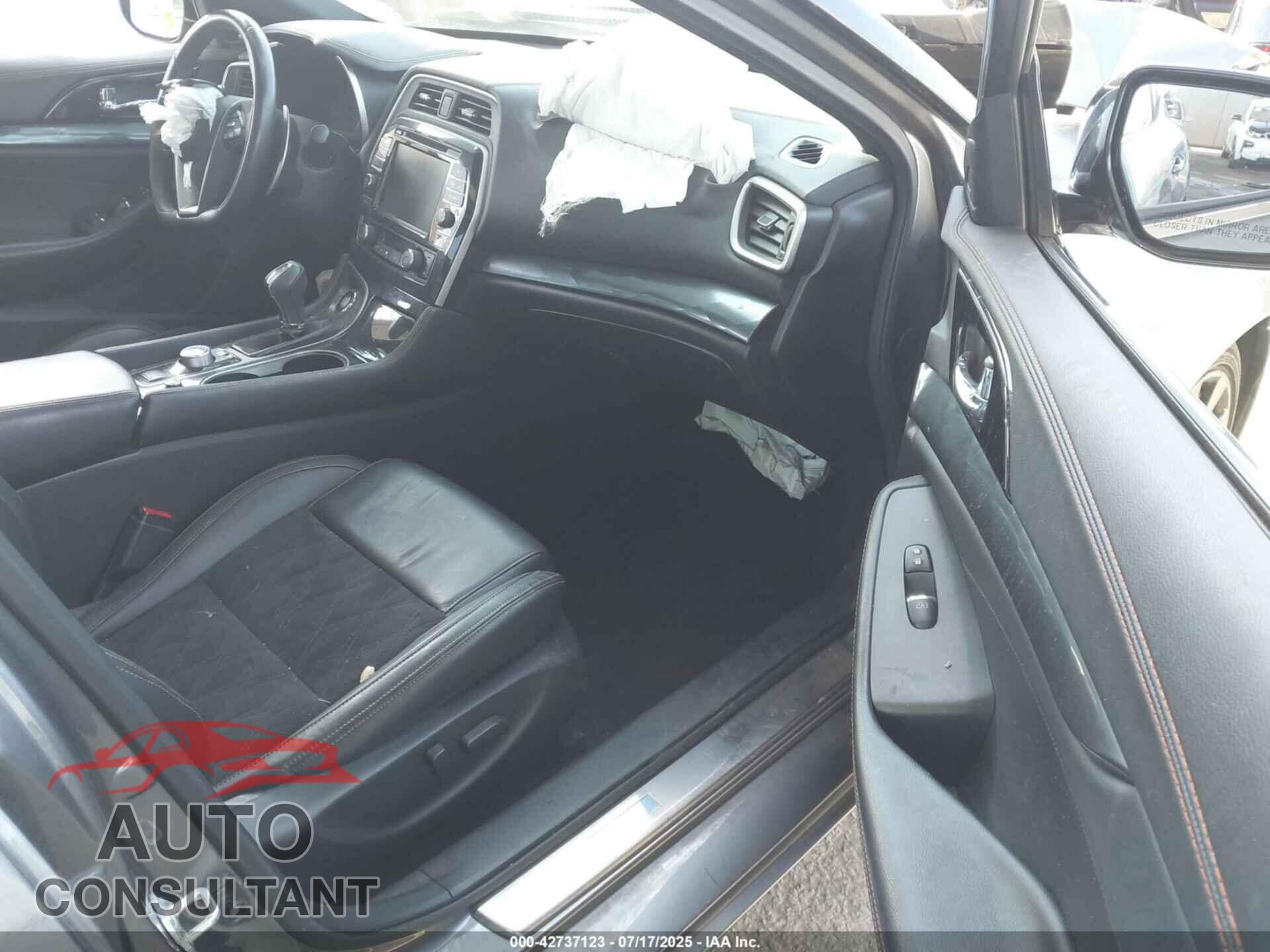 NISSAN MAXIMA 2020 - 1N4AA6EV4LC385029