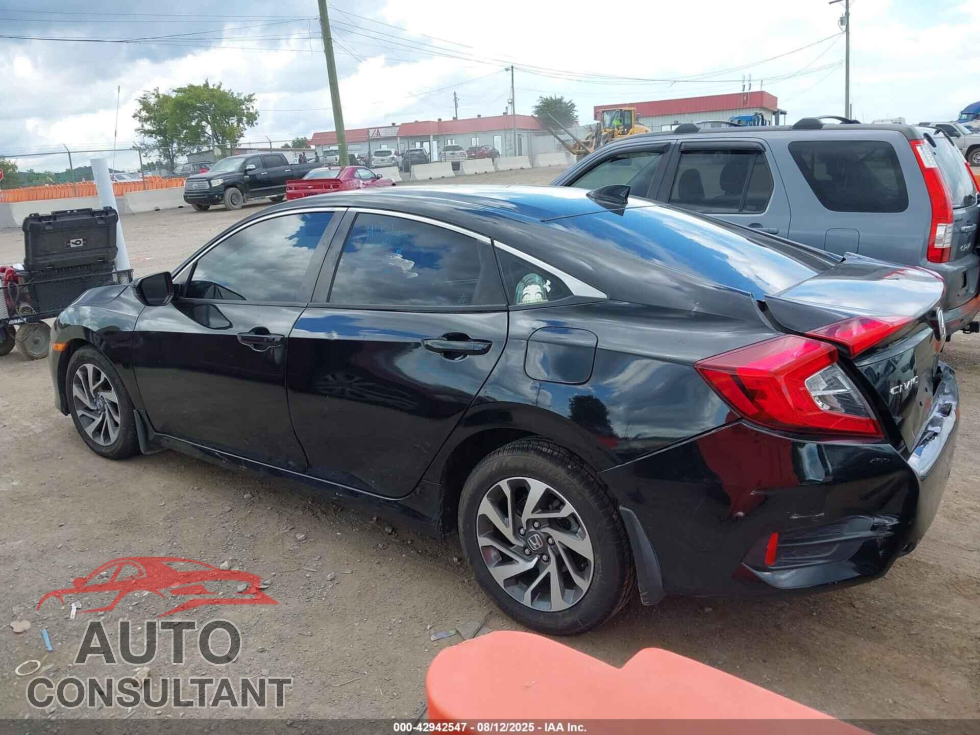 HONDA CIVIC 2018 - 2HGFC2F78JH512475