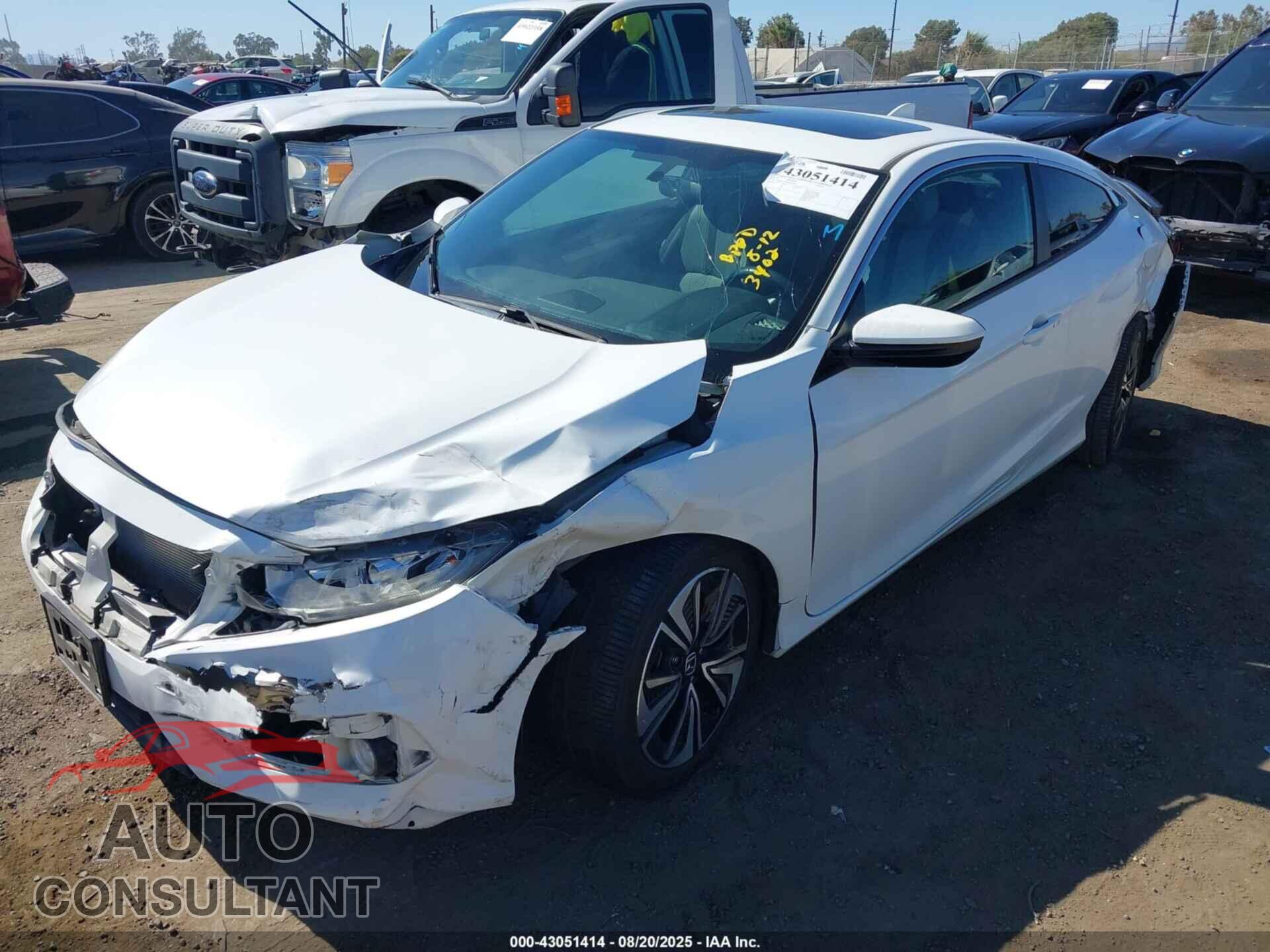 HONDA CIVIC 2018 - 2HGFC3B36JH353402