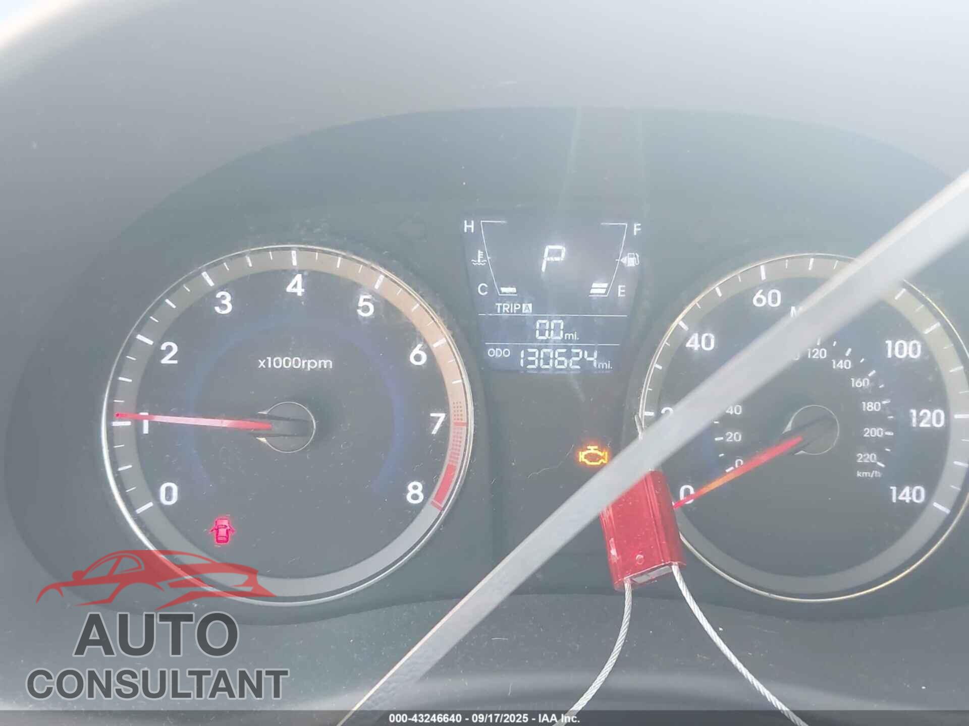 HYUNDAI ACCENT 2013 - KMHCT5AEXDU081028