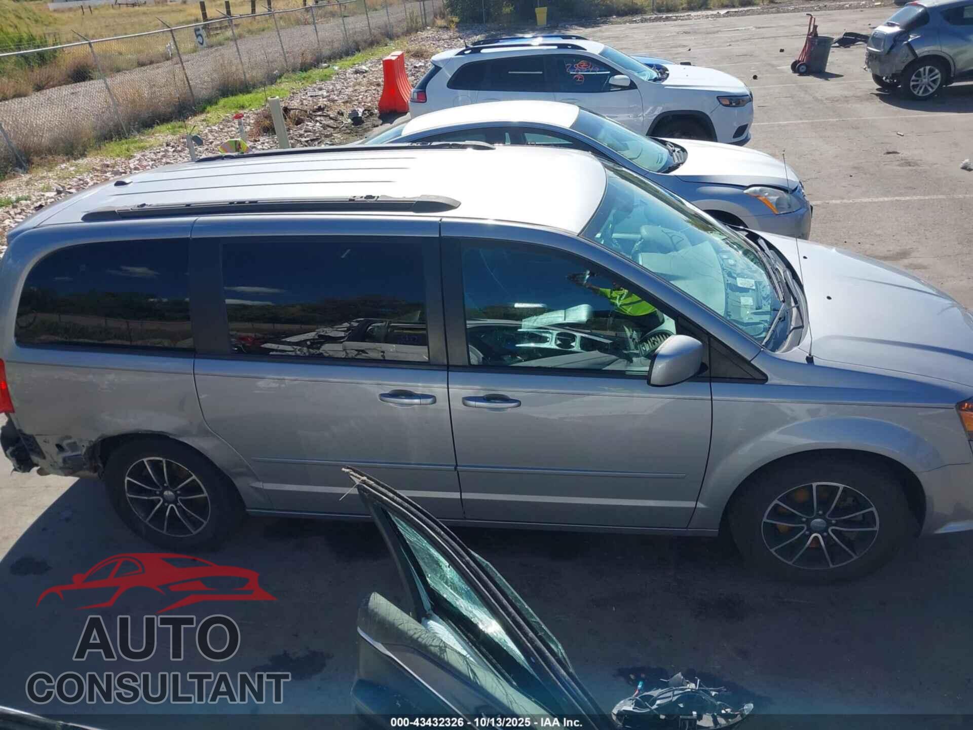 DODGE GRAND CARAVAN 2016 - 2C4RDGEG1GR313505