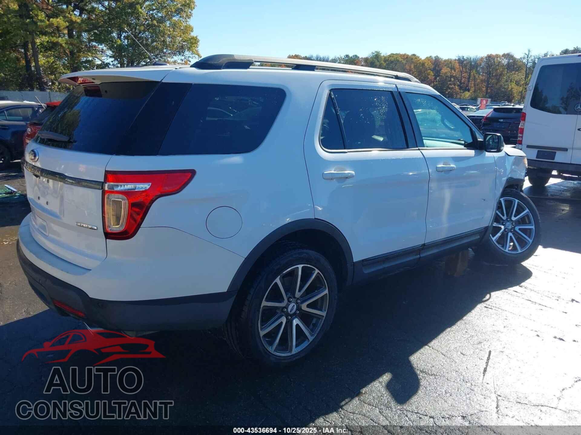 FORD EXPLORER 2015 - 1FM5K7D88FGA13826