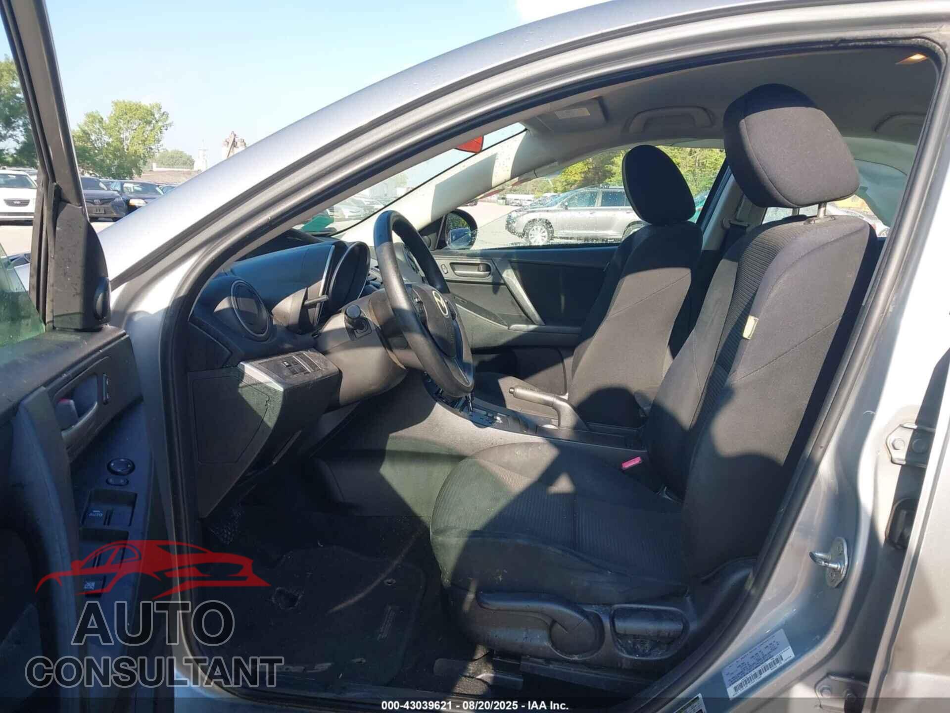 MAZDA MAZDA3 2012 - JM1BL1VF7C1516003