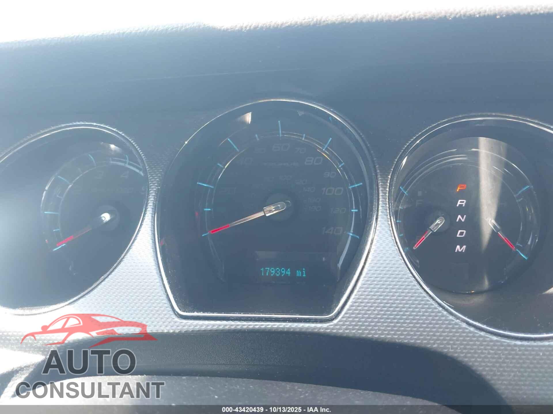 FORD TAURUS 2011 - 1FAHP2EW3BG157724