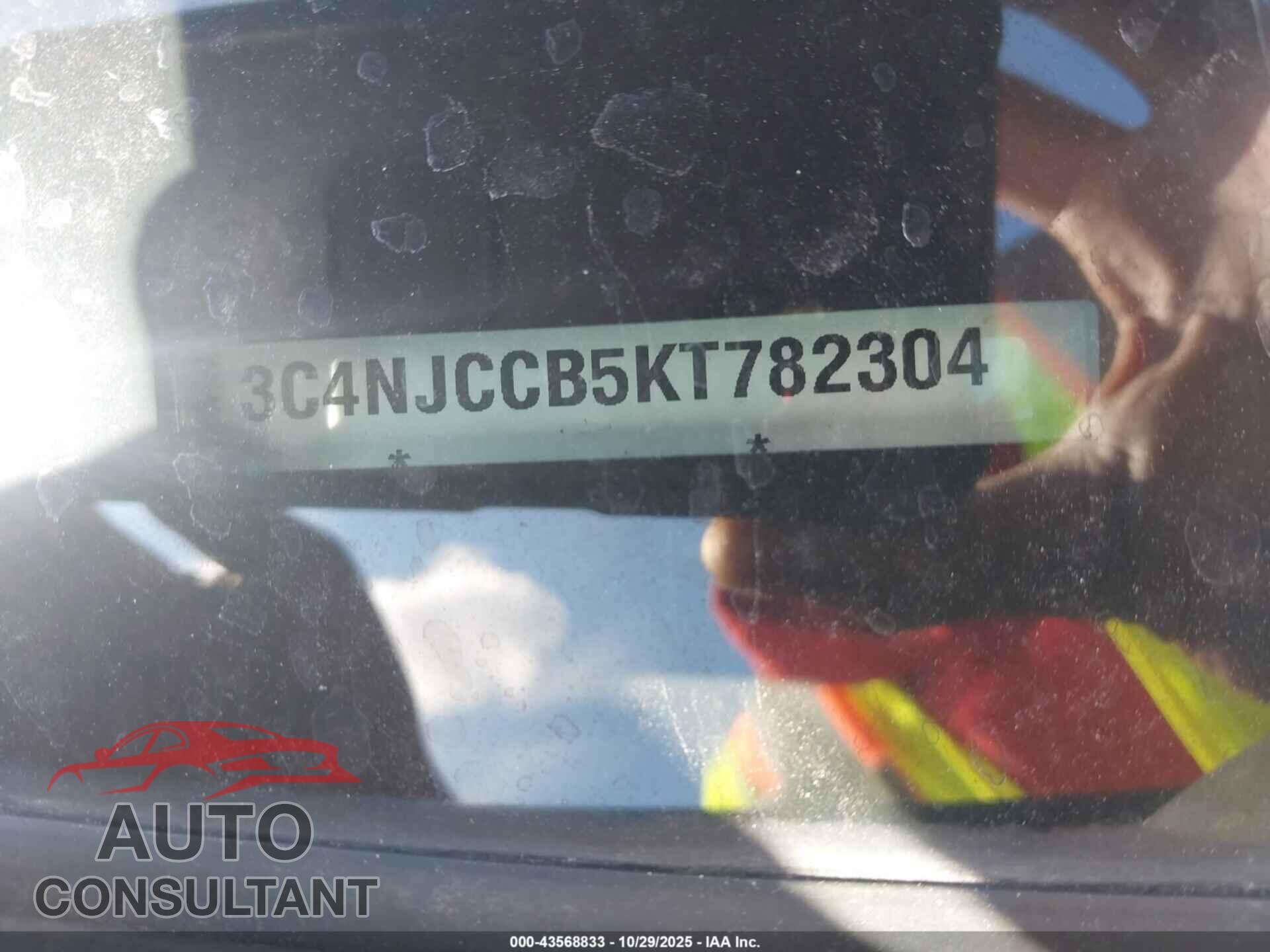 JEEP COMPASS 2019 - 3C4NJCCB5KT782304