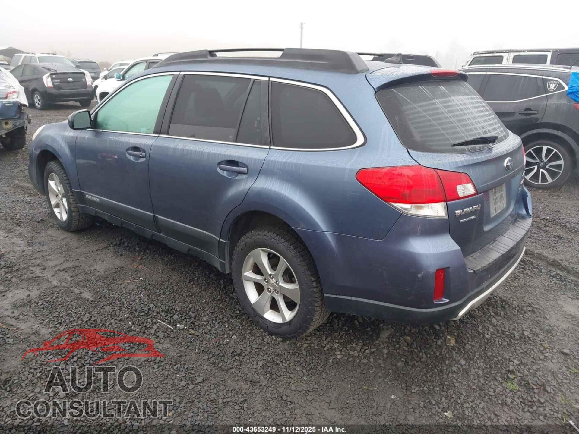 SUBARU OUTBACK 2013 - 4S4BRBKC2D3232746