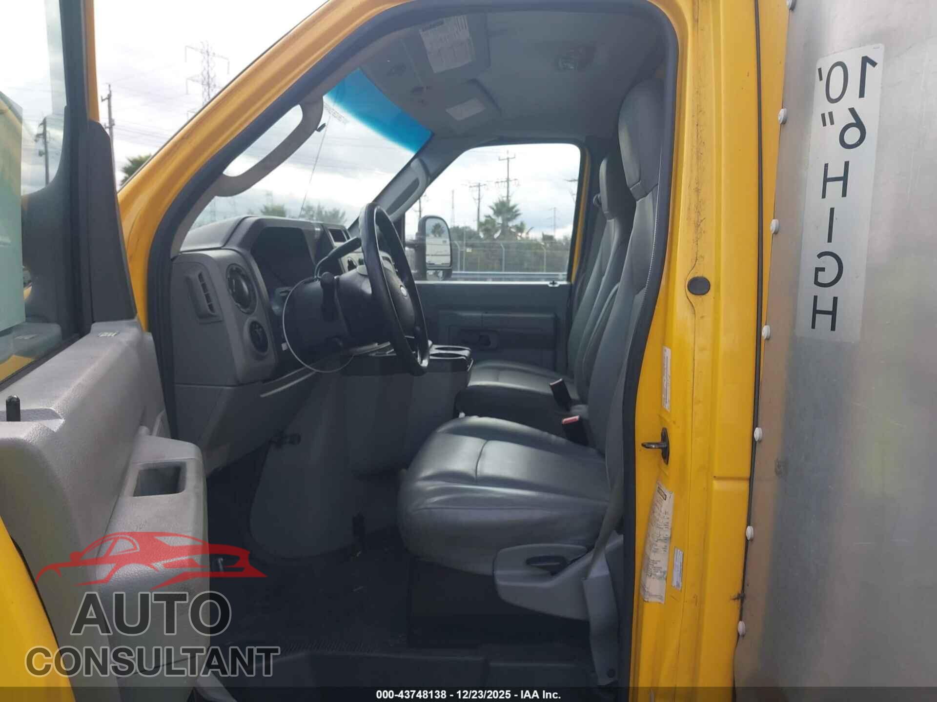 FORD E-350 CUTAWAY 2015 - 1FDWE3FS0FDA24155