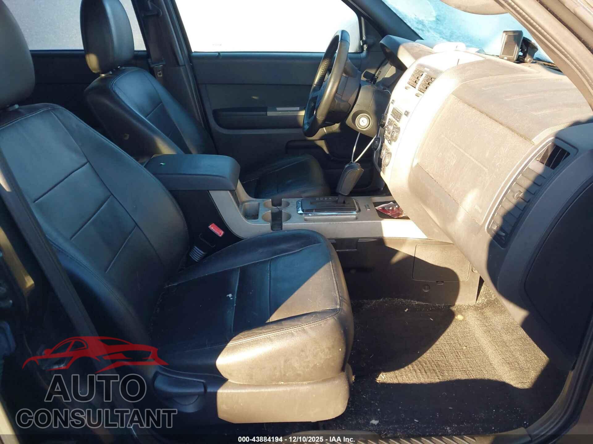 FORD ESCAPE 2011 - 1FMCU0D78BKC55751