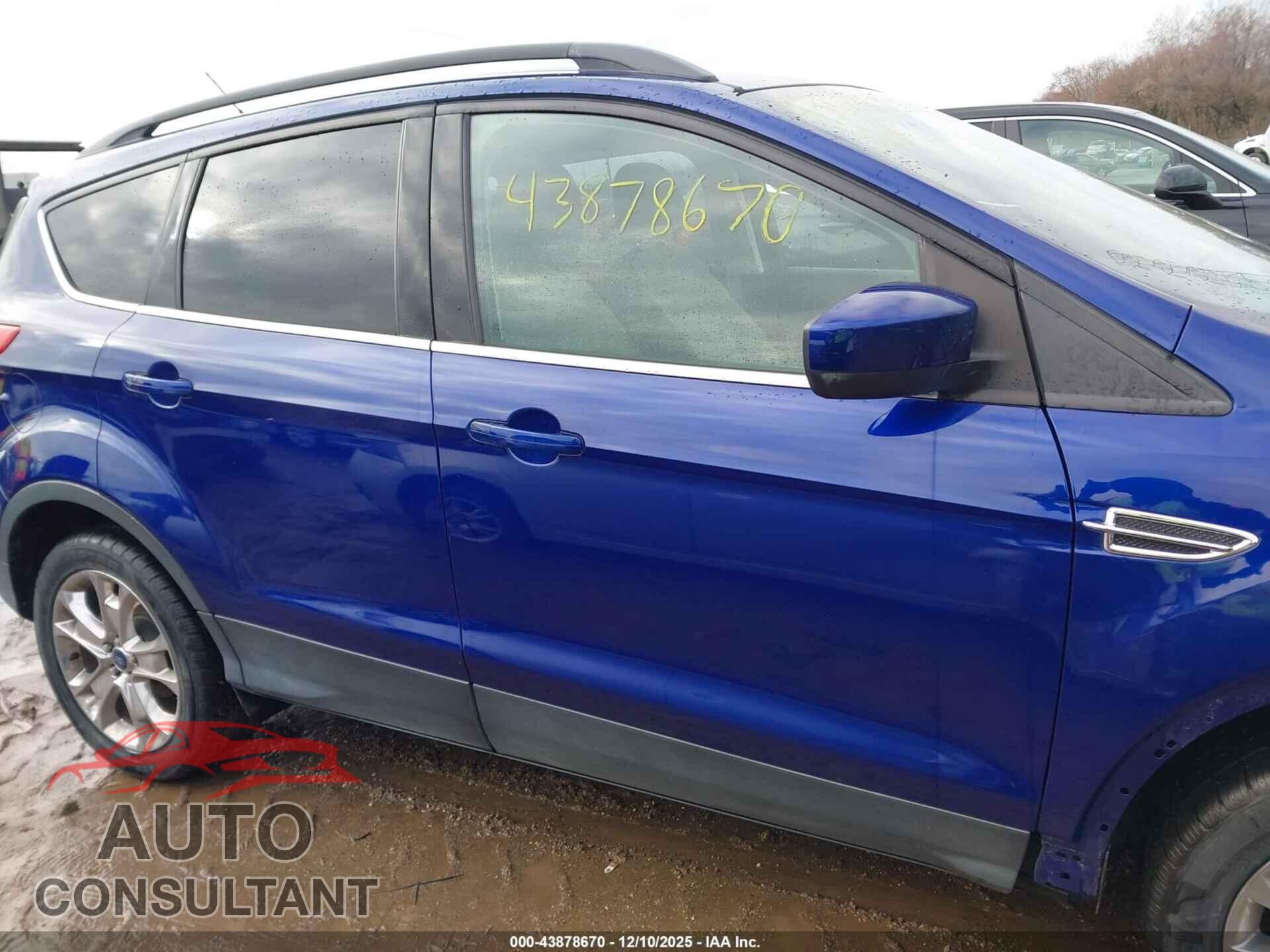 FORD ESCAPE 2014 - 1FMCU9G92EUD64233