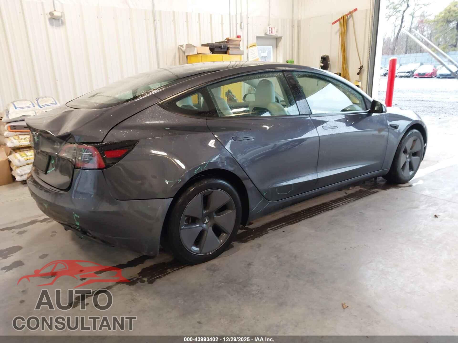 TESLA MODEL 3 2023 - 5YJ3E1EA3PF693227