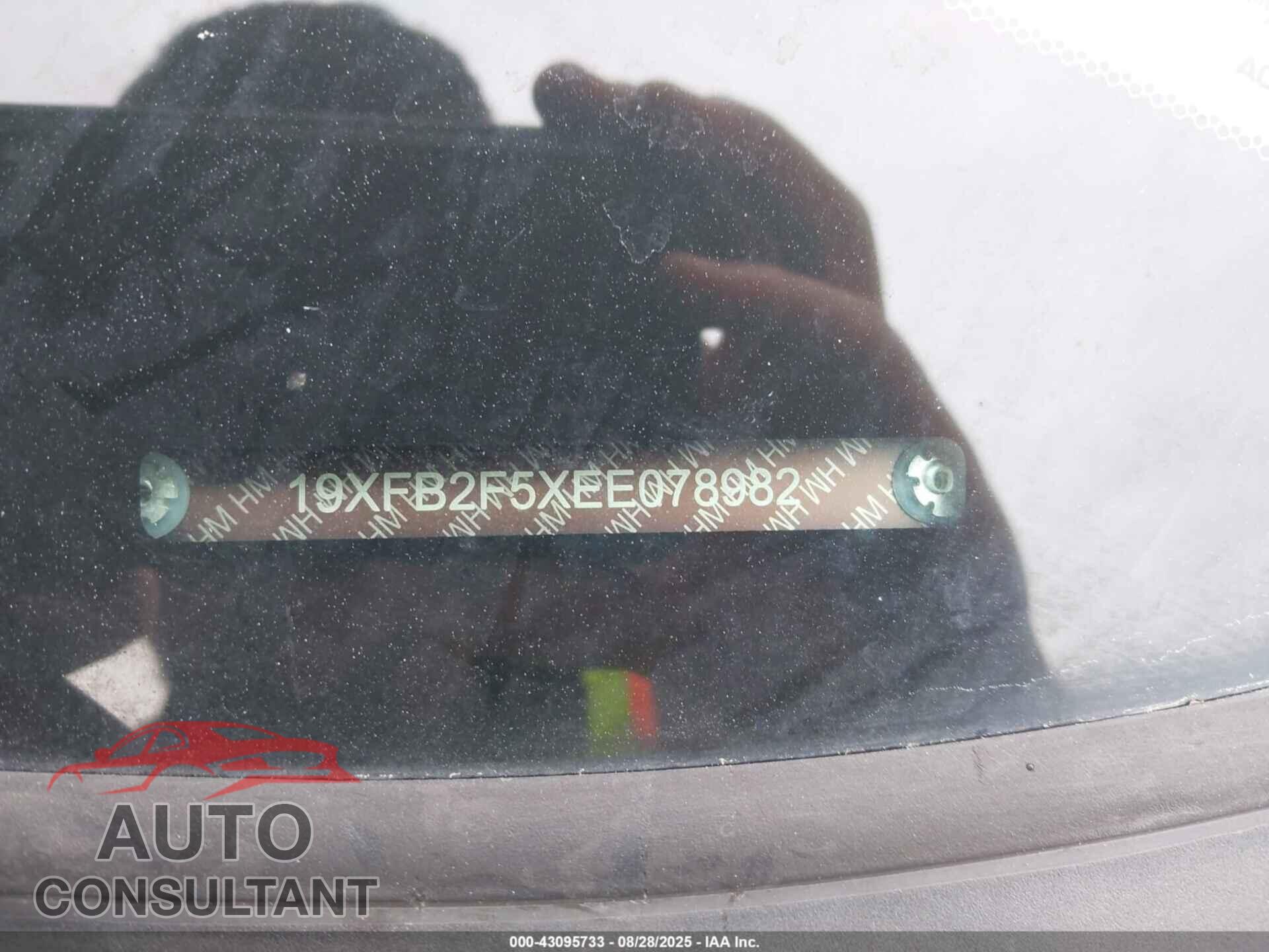 HONDA CIVIC 2014 - 19XFB2F5XEE078982
