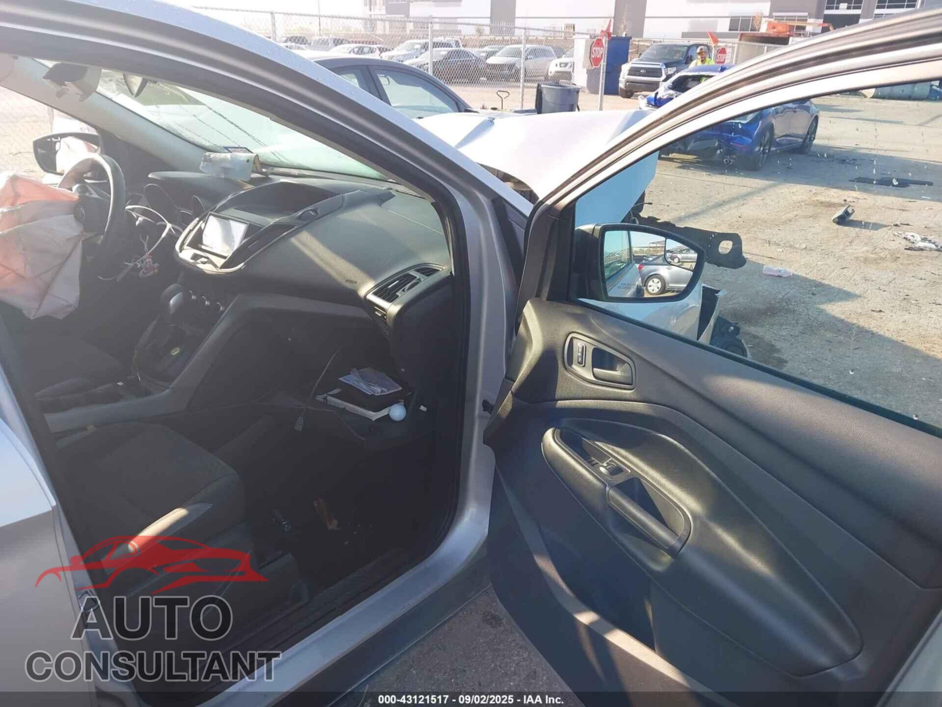 FORD ESCAPE 2013 - 1FMCU0F76DUB45897