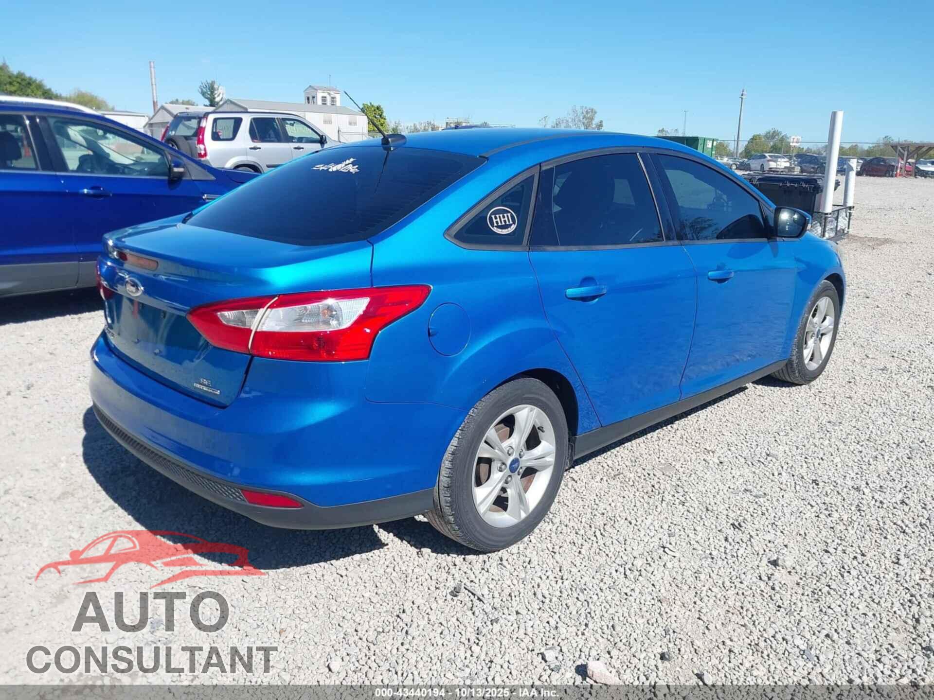 FORD FOCUS 2014 - 1FADP3F27EL362085