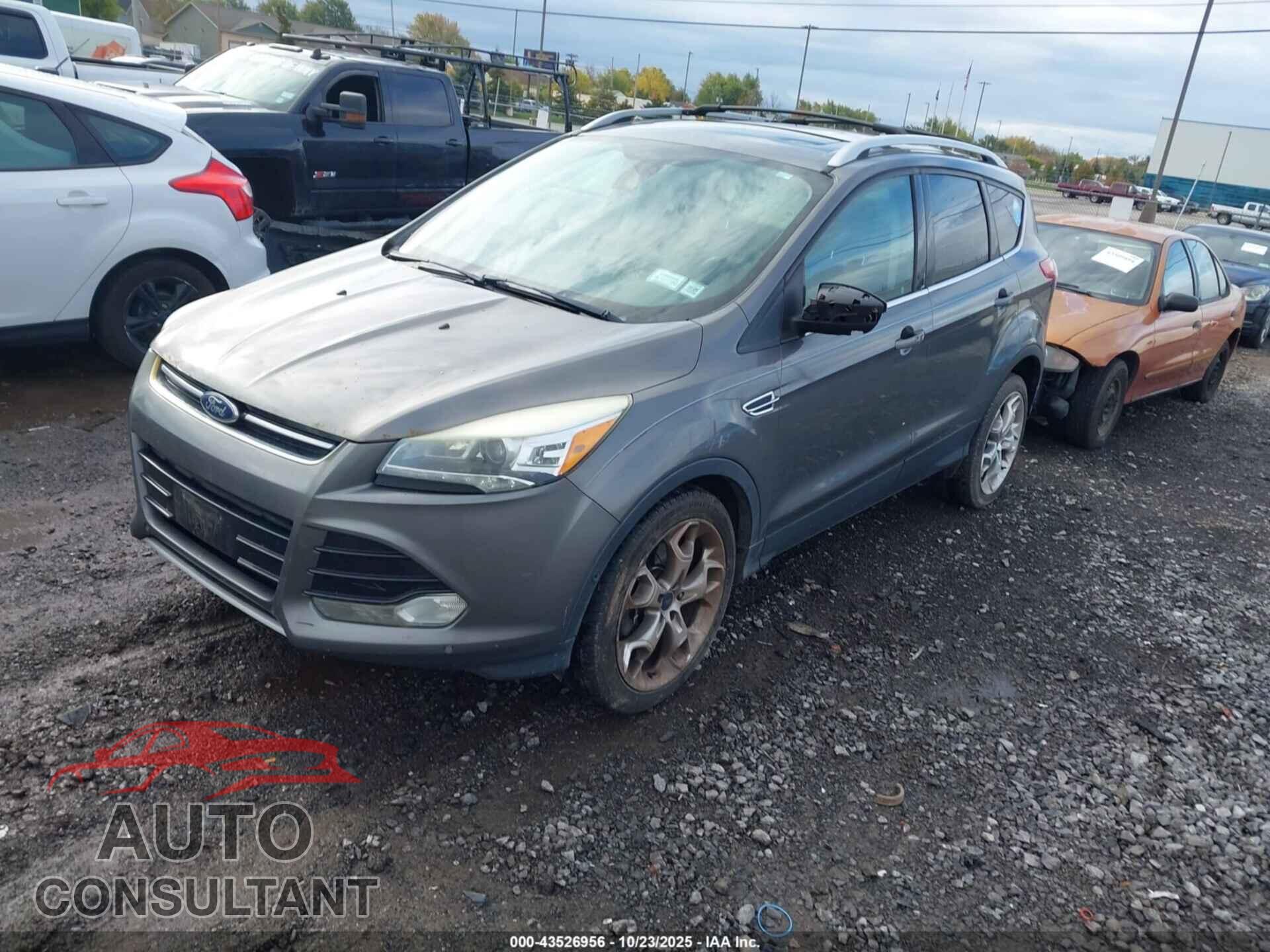 FORD ESCAPE 2013 - 1FMCU0J93DUD85143