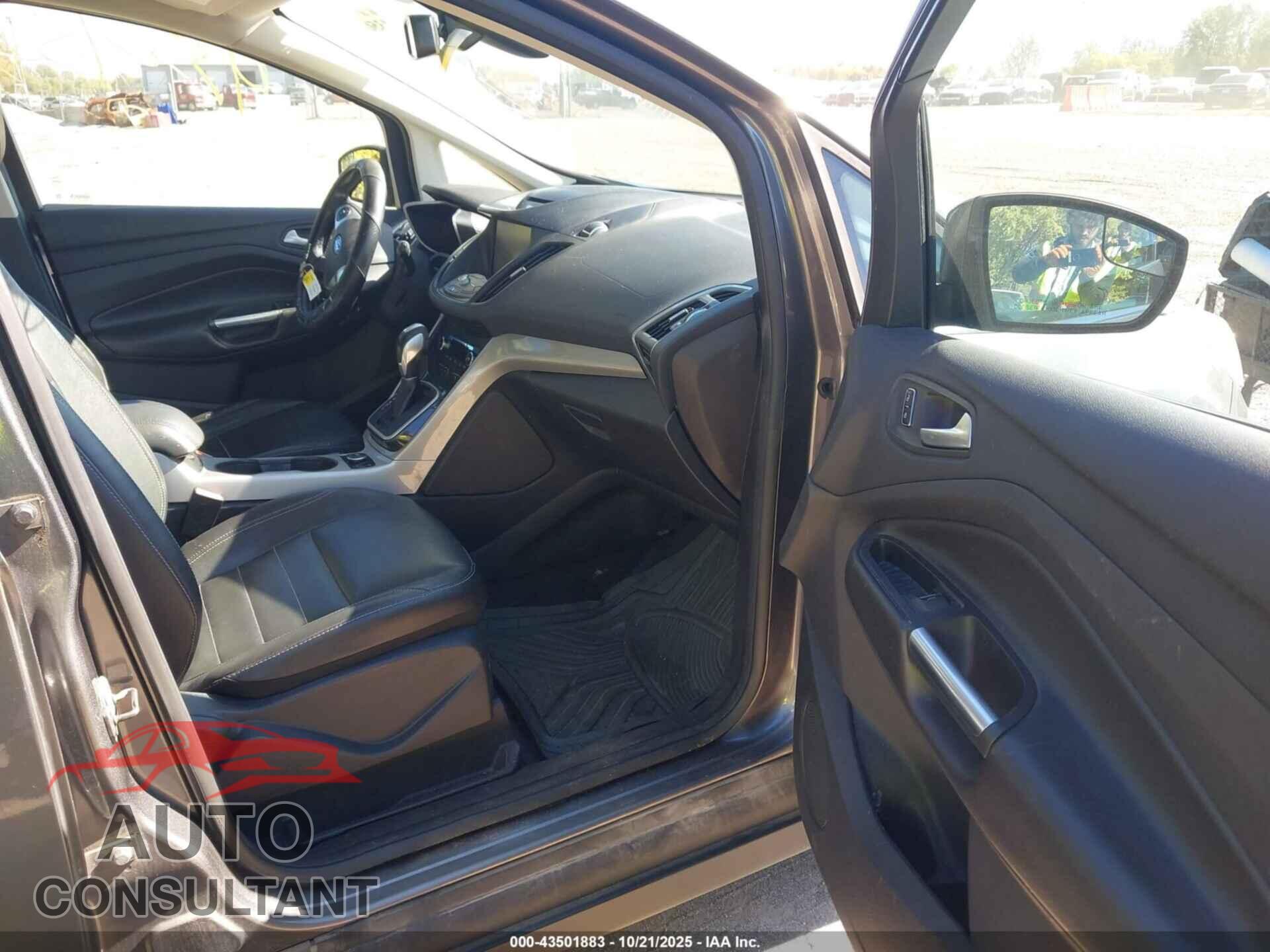 FORD C-MAX ENERGI 2013 - 1FADP5CU0DL539852