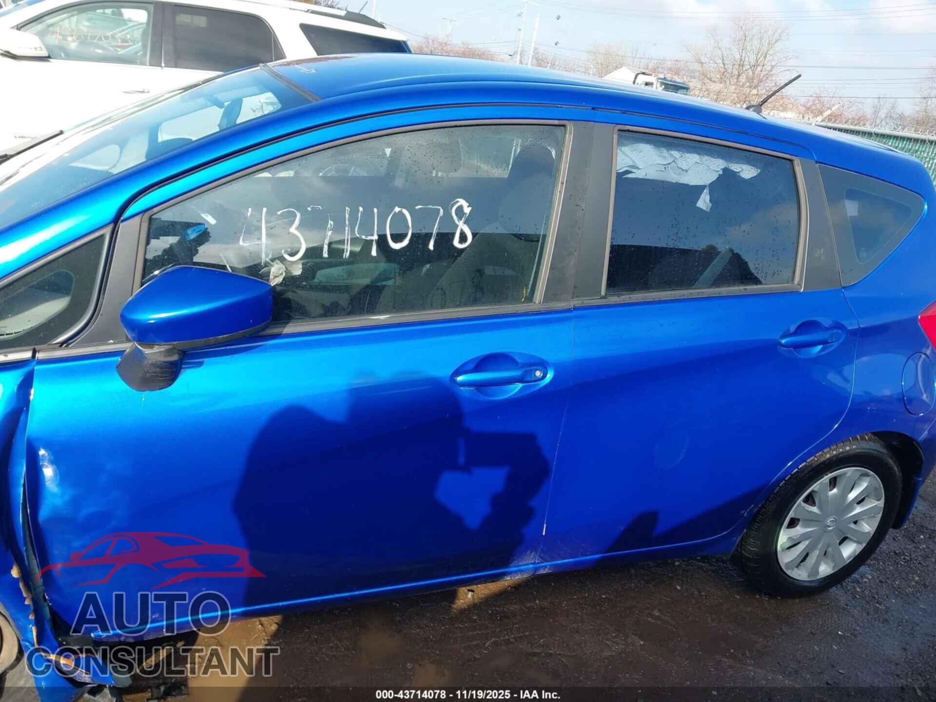 NISSAN VERSA NOTE 2015 - 3N1CE2CP2FL396756