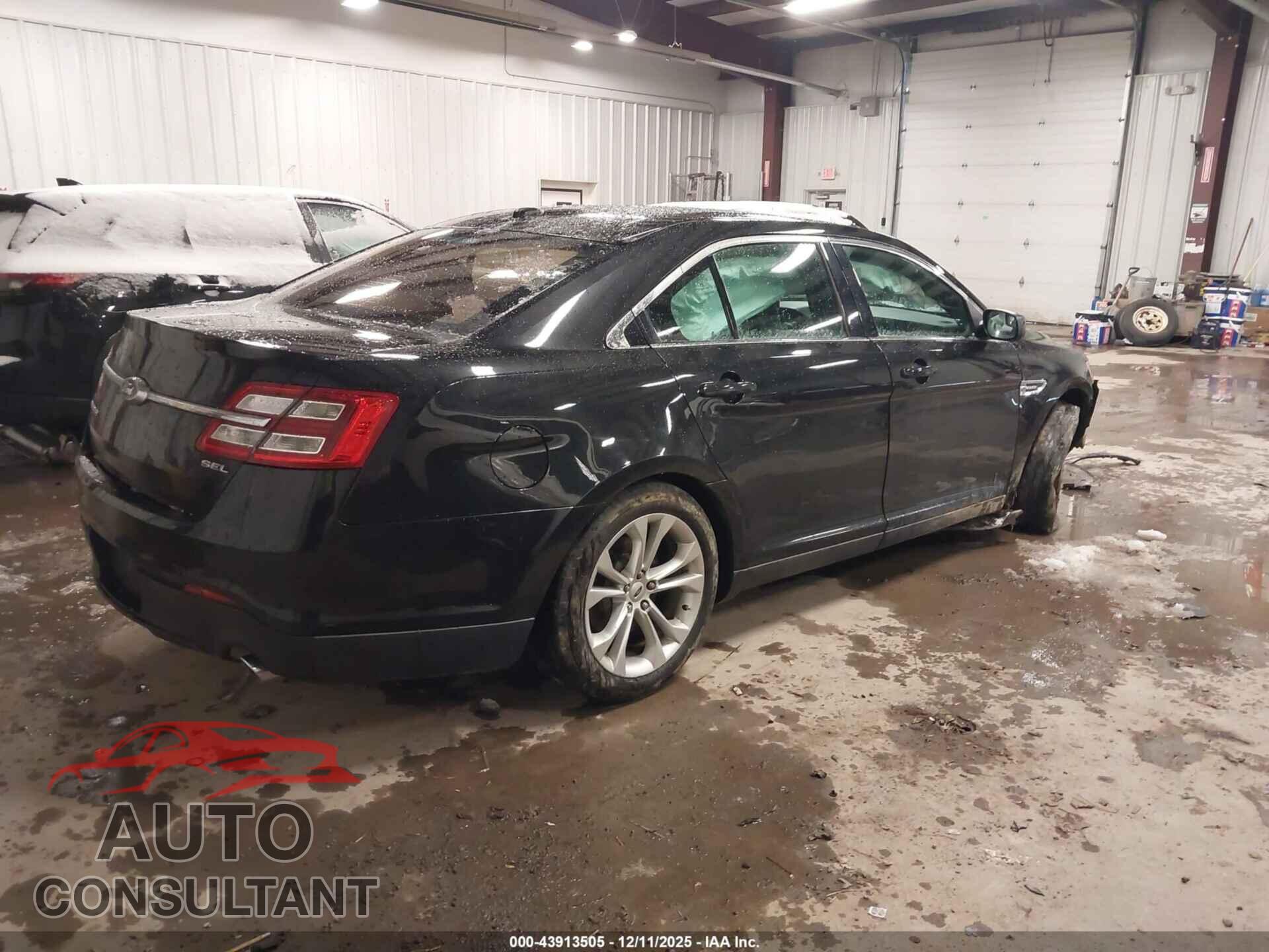 FORD TAURUS 2013 - 1FAHP2E87DG166396