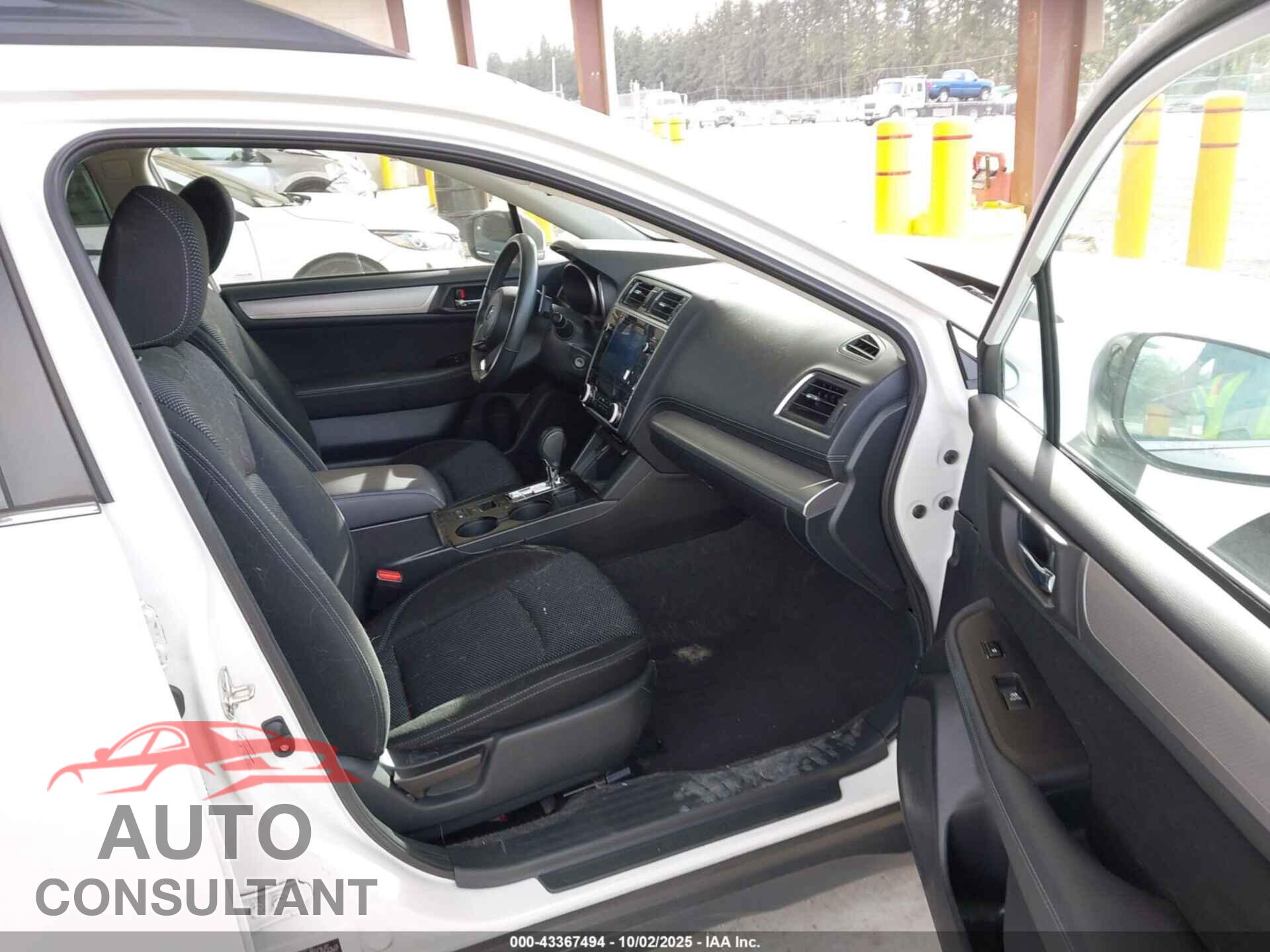 SUBARU OUTBACK 2018 - 4S4BSAFC3J3371000