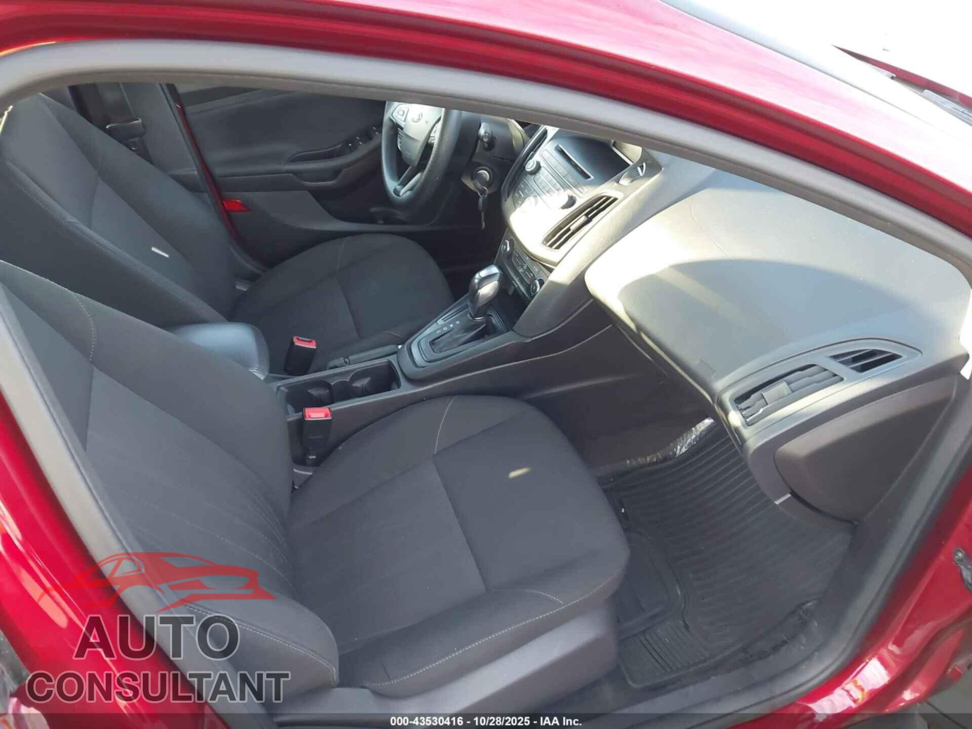 FORD FOCUS 2015 - 1FADP3K22FL343631