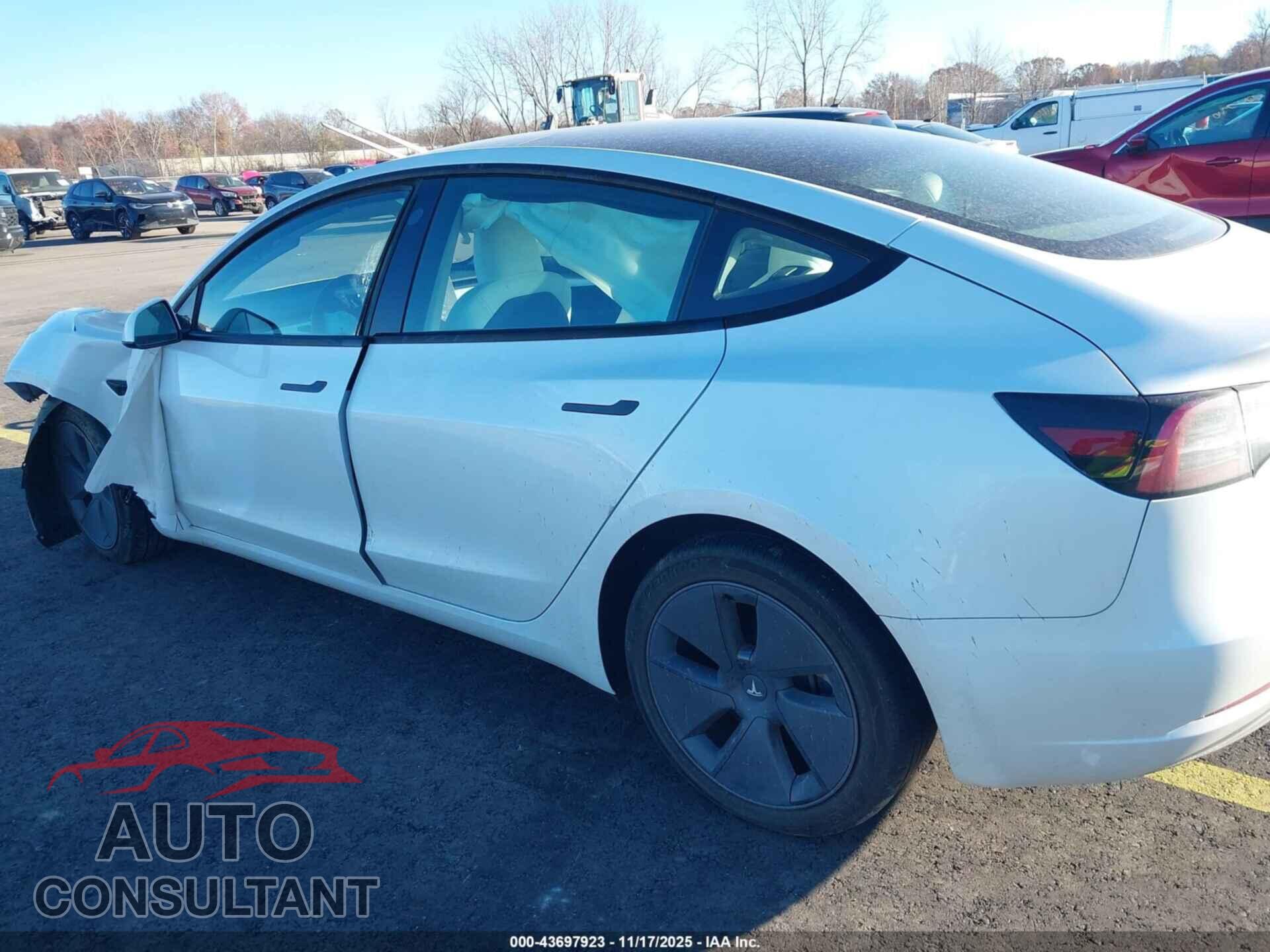 TESLA MODEL 3 2023 - 5YJ3E1EAXPF551344