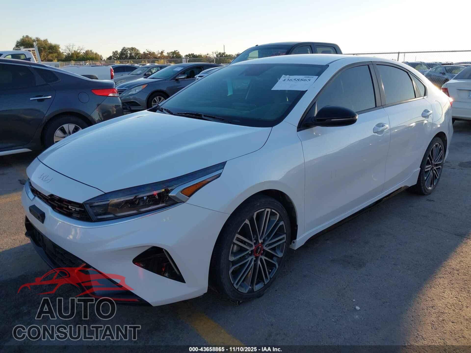 KIA FORTE 2023 - 3KPF44AC9PE596029