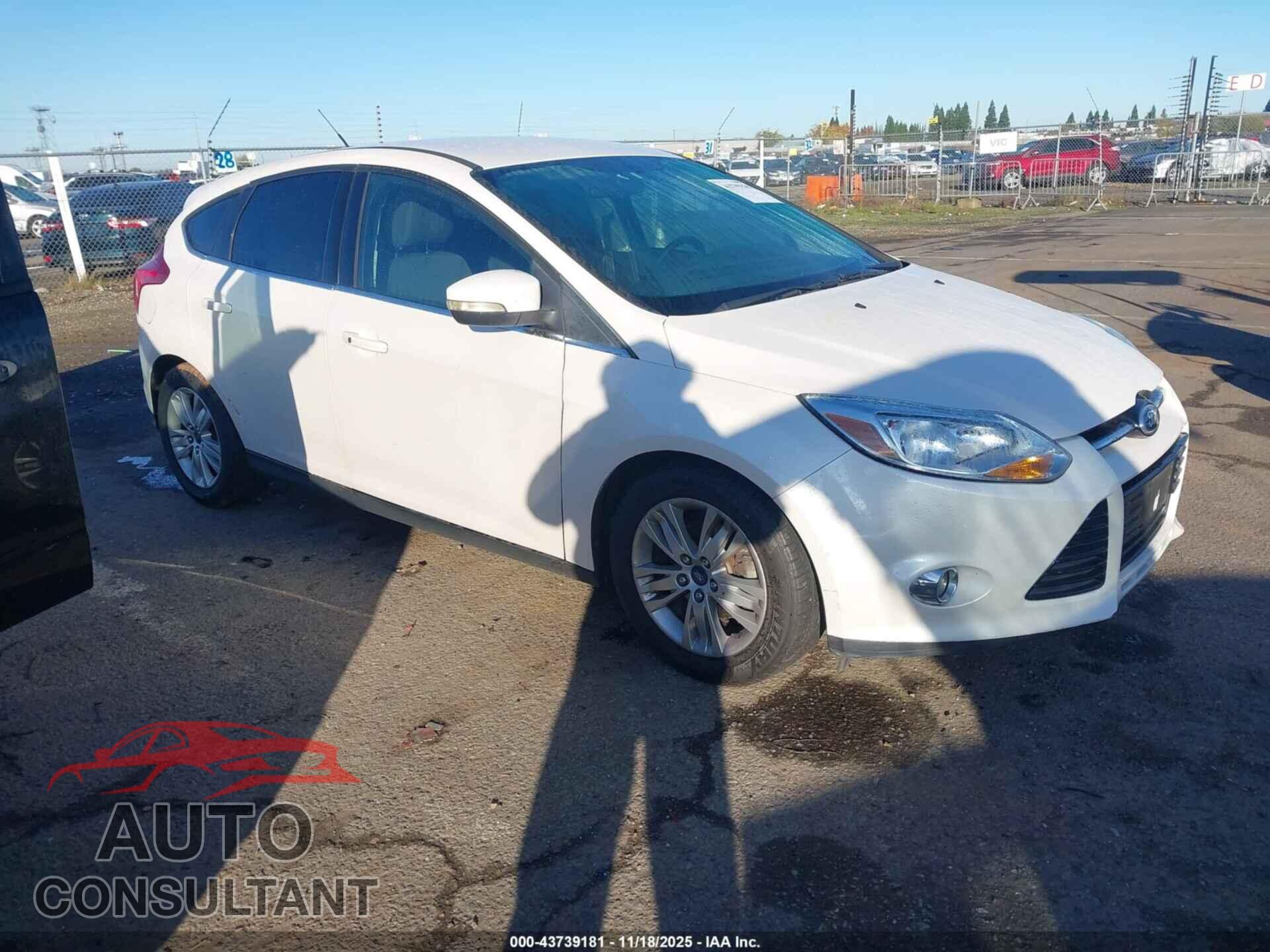 FORD FOCUS 2012 - 1FAHP3M2XCL422961