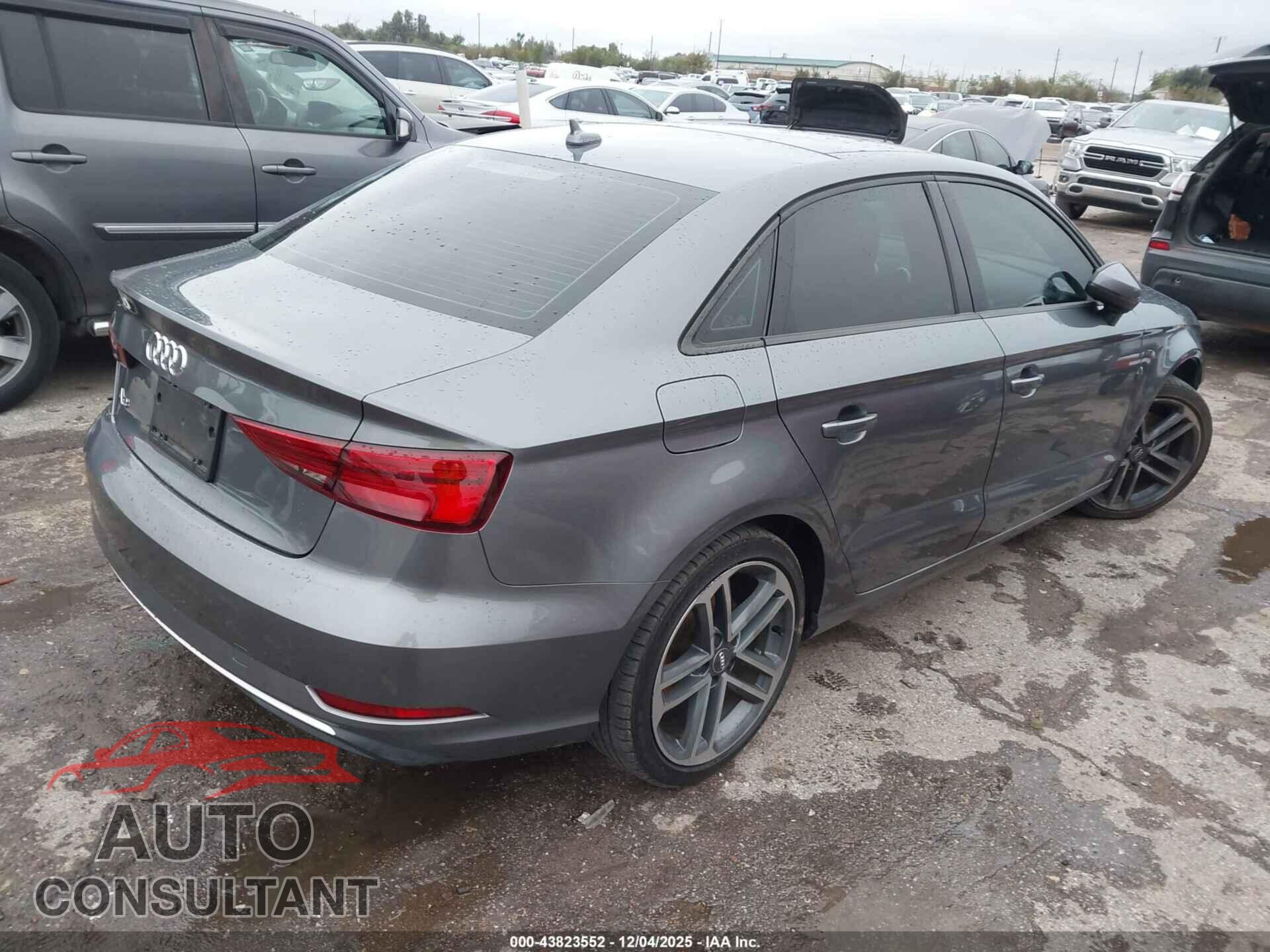 AUDI A3 2017 - WAUAUGFF4H1042381