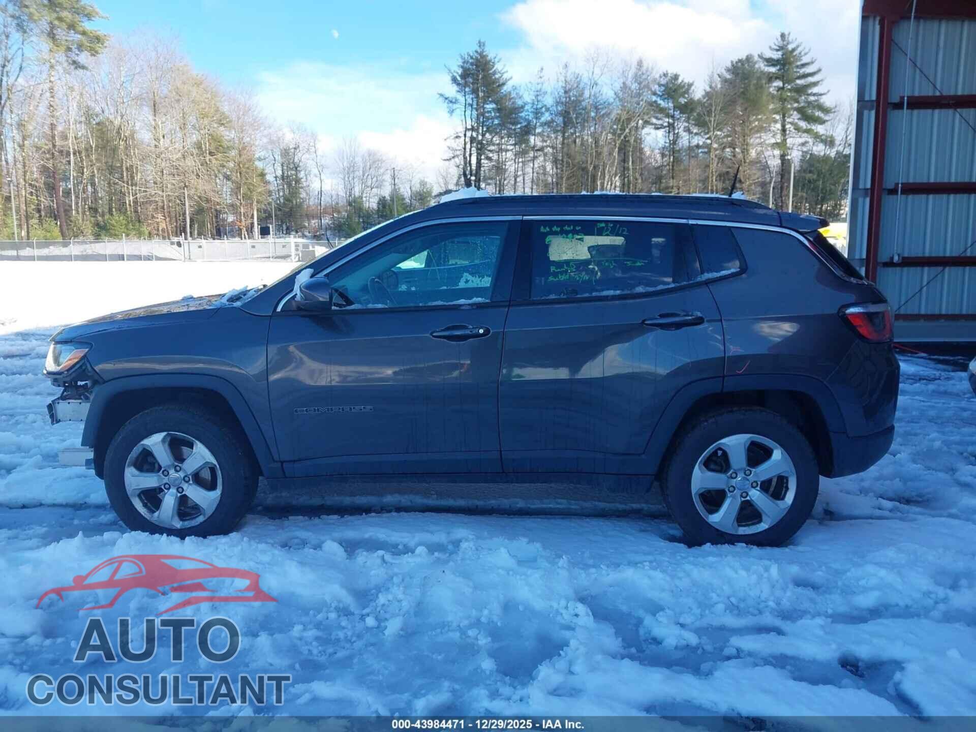 JEEP COMPASS 2018 - 3C4NJDBB0JT177399