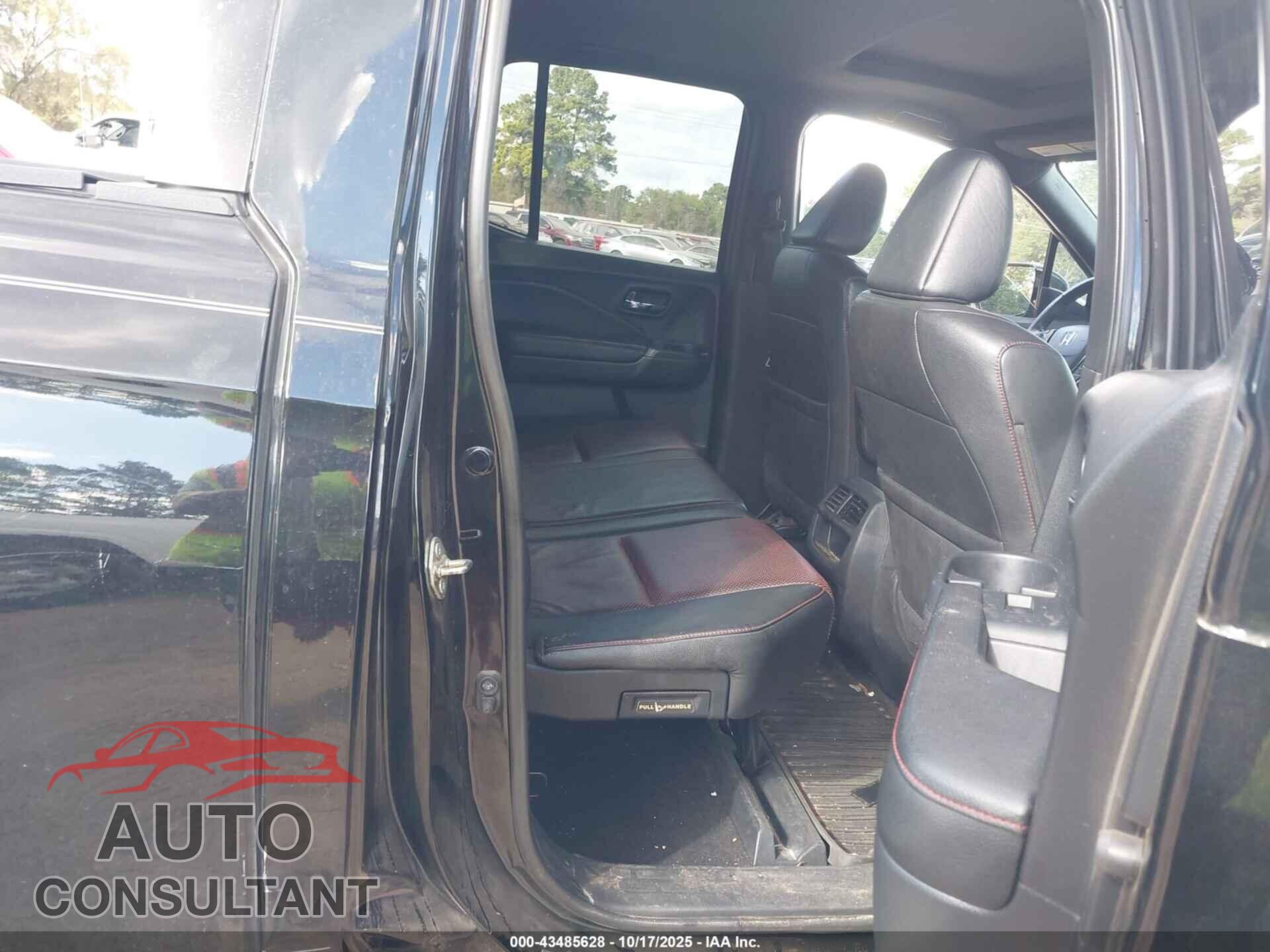 HONDA RIDGELINE 2017 - 5FPYK3F89HB016374