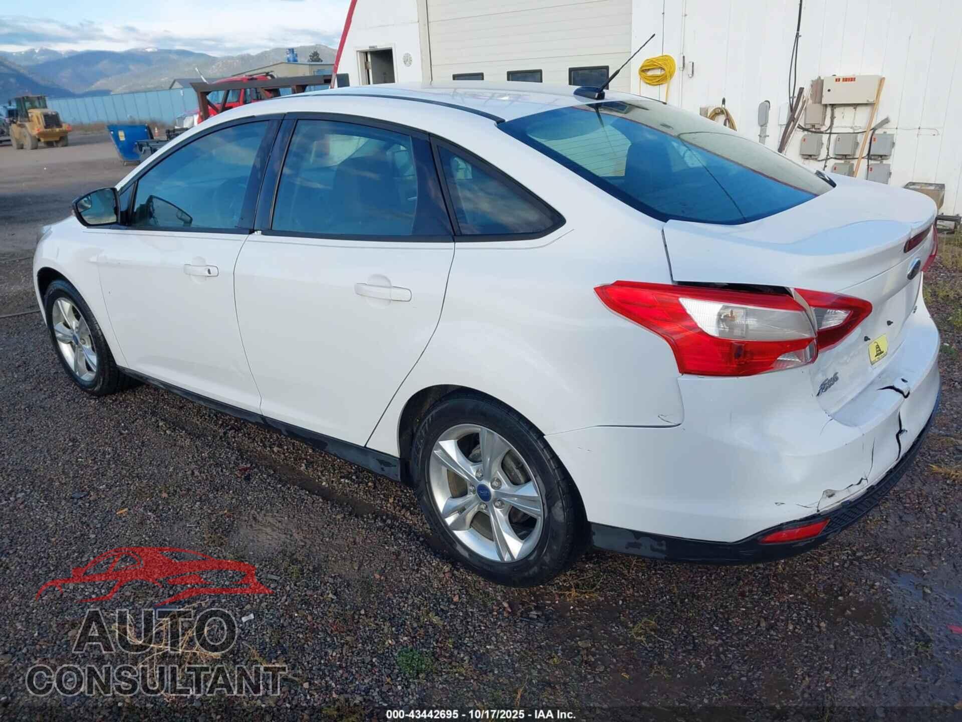 FORD FOCUS 2014 - 1FADP3F28EL200501
