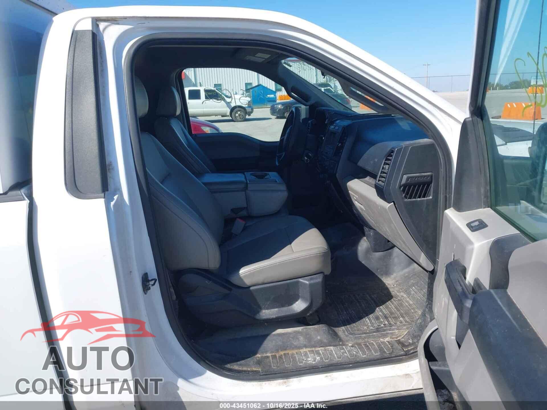 FORD F-150 2015 - 1FTMF1C87FKD69992