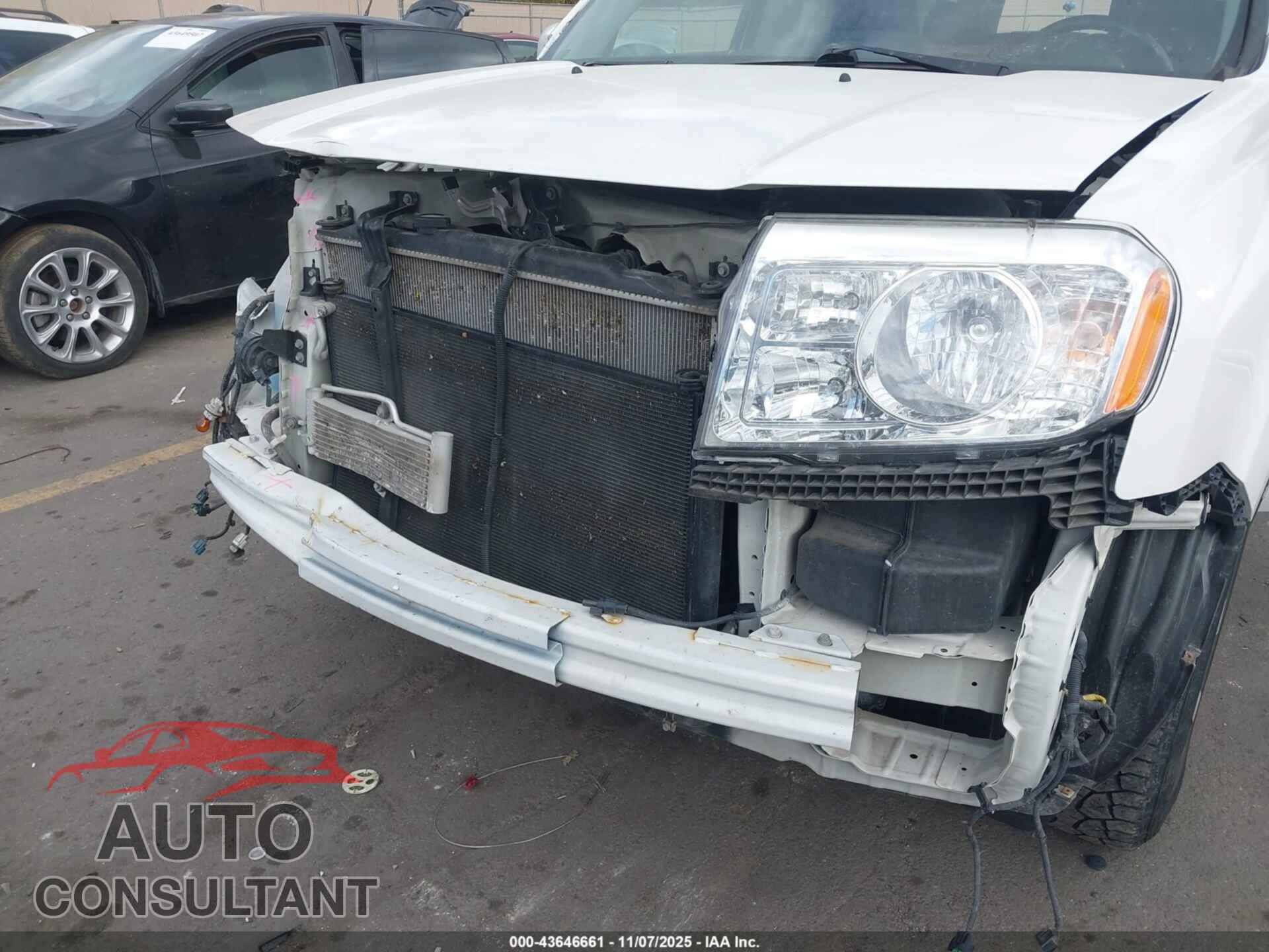 HONDA PILOT 2011 - 5FNYF4H97BB009780
