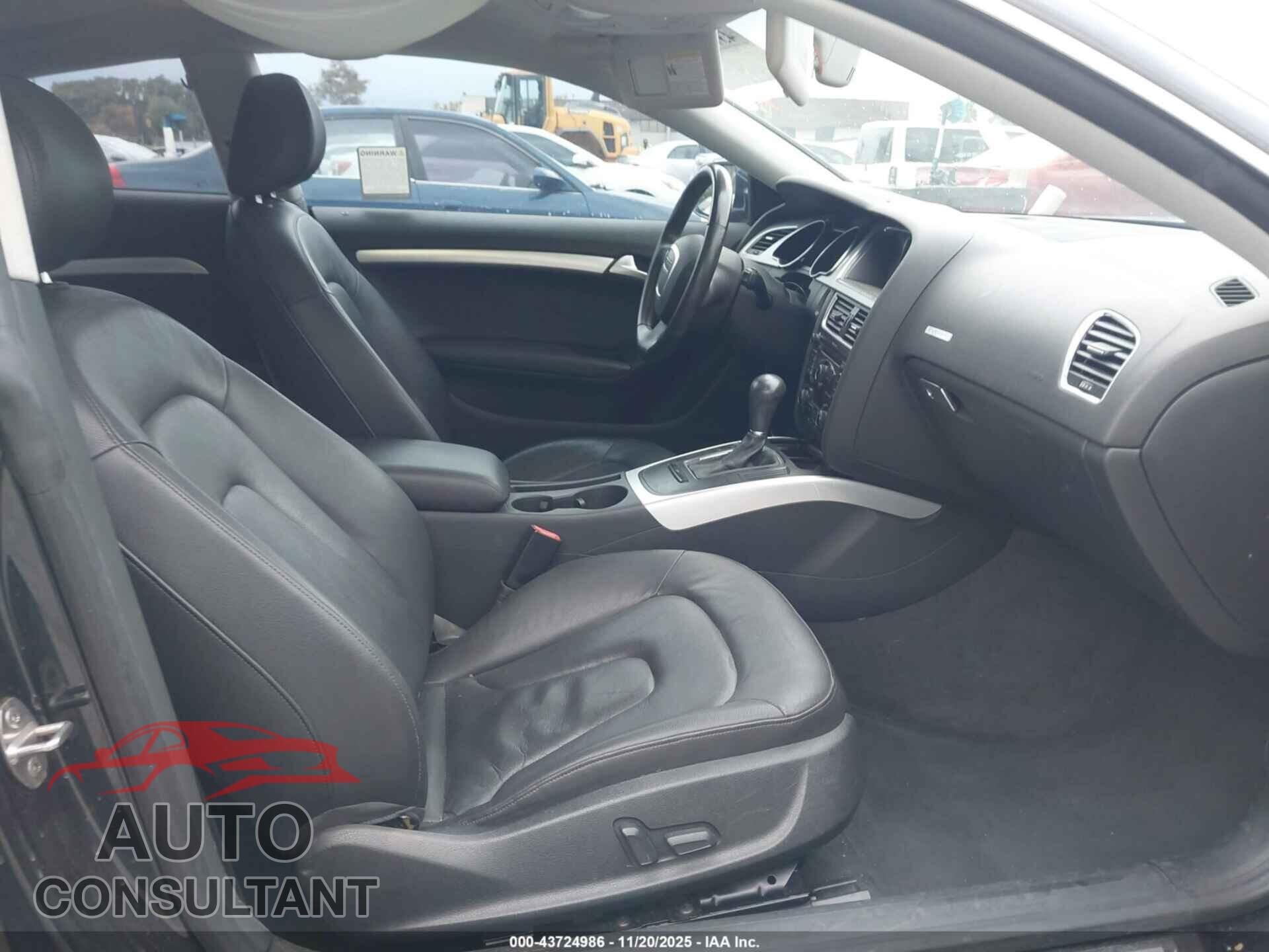 AUDI A5 2012 - WAULFAFR2CA044357