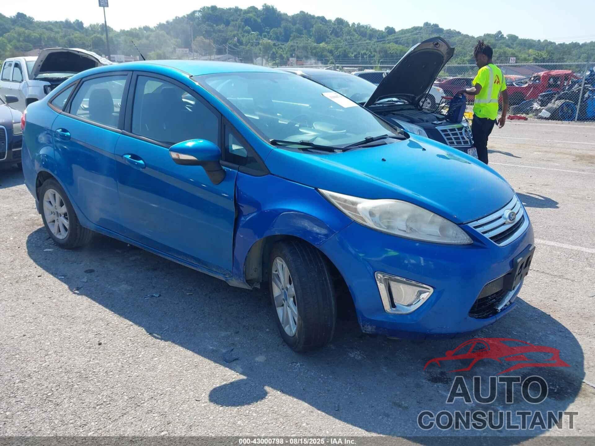 FORD FIESTA 2013 - 3FADP4BJ3DM165236