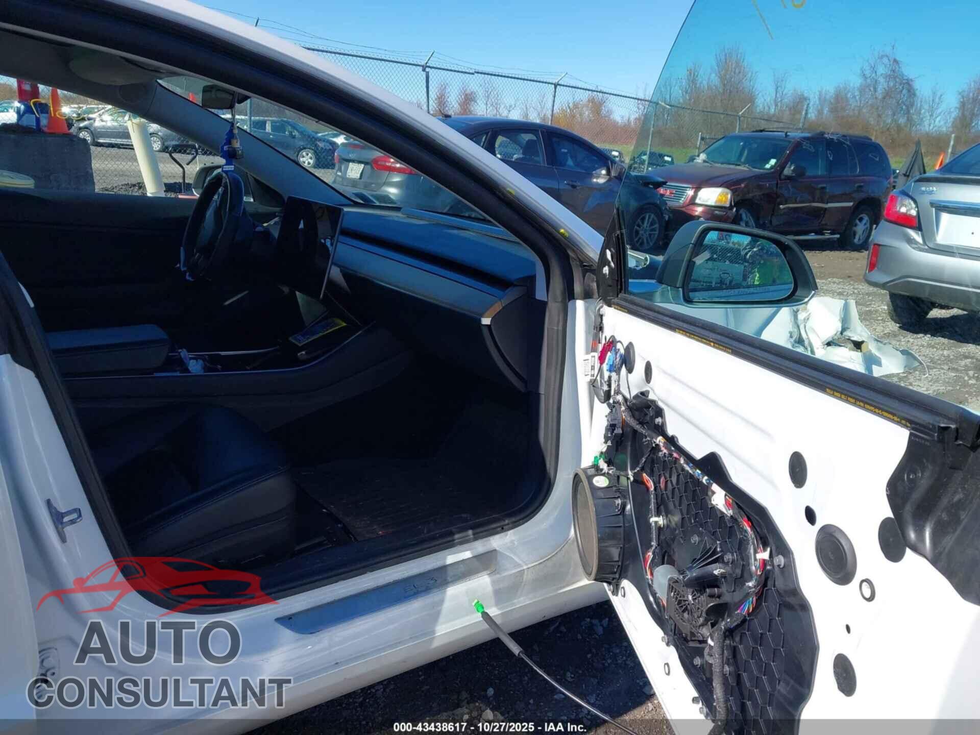 TESLA MODEL 3 2020 - 5YJ3E1EB4LF647876