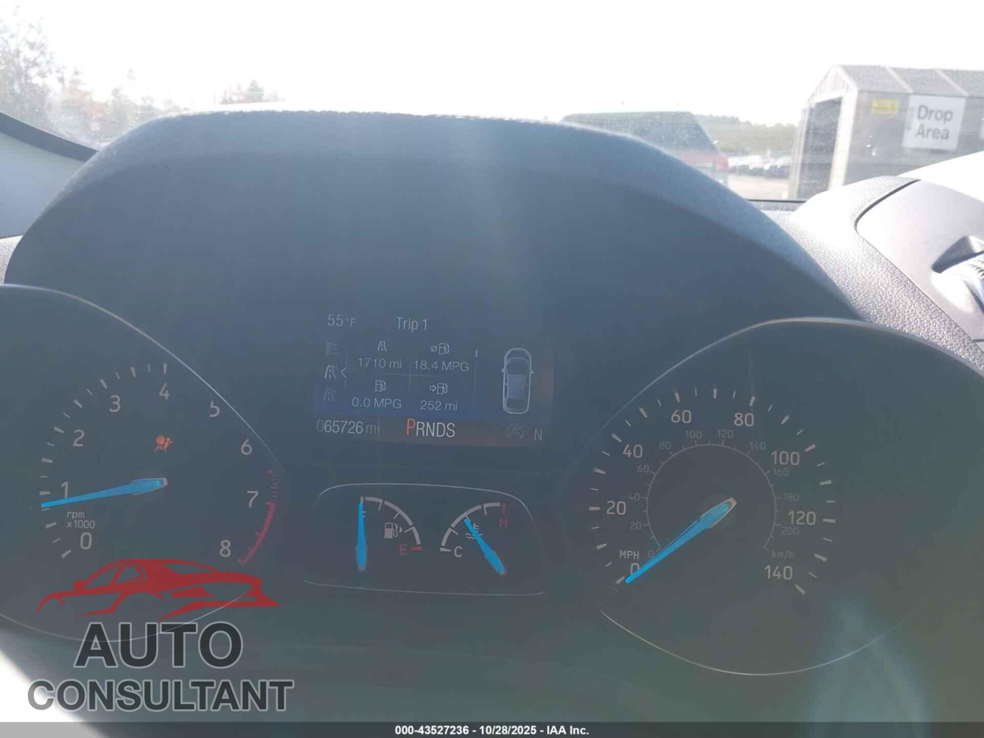 FORD ESCAPE 2018 - 1FMCU9HD2JUD32816