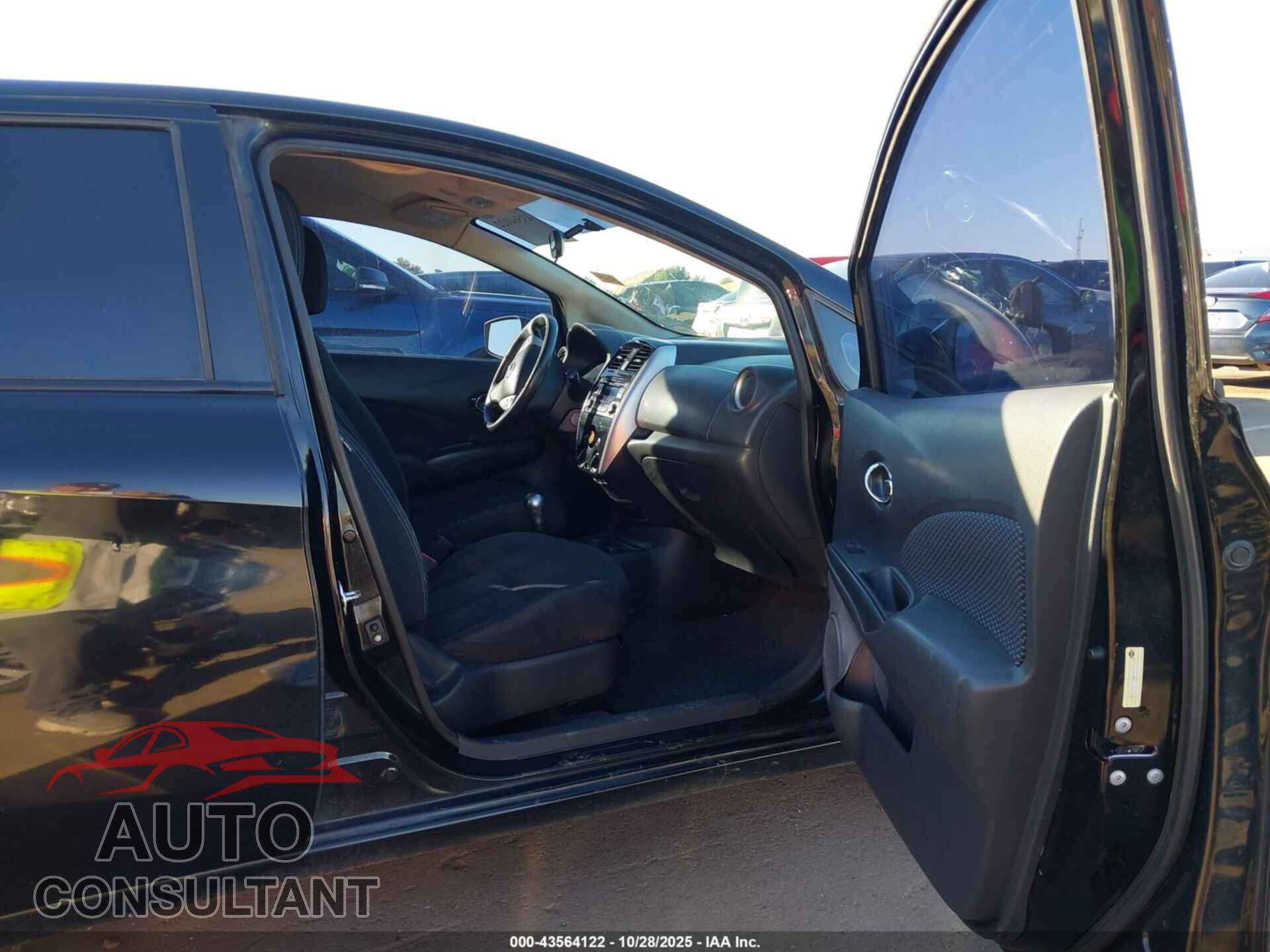 NISSAN VERSA NOTE 2015 - 3N1CE2CP6FL380396
