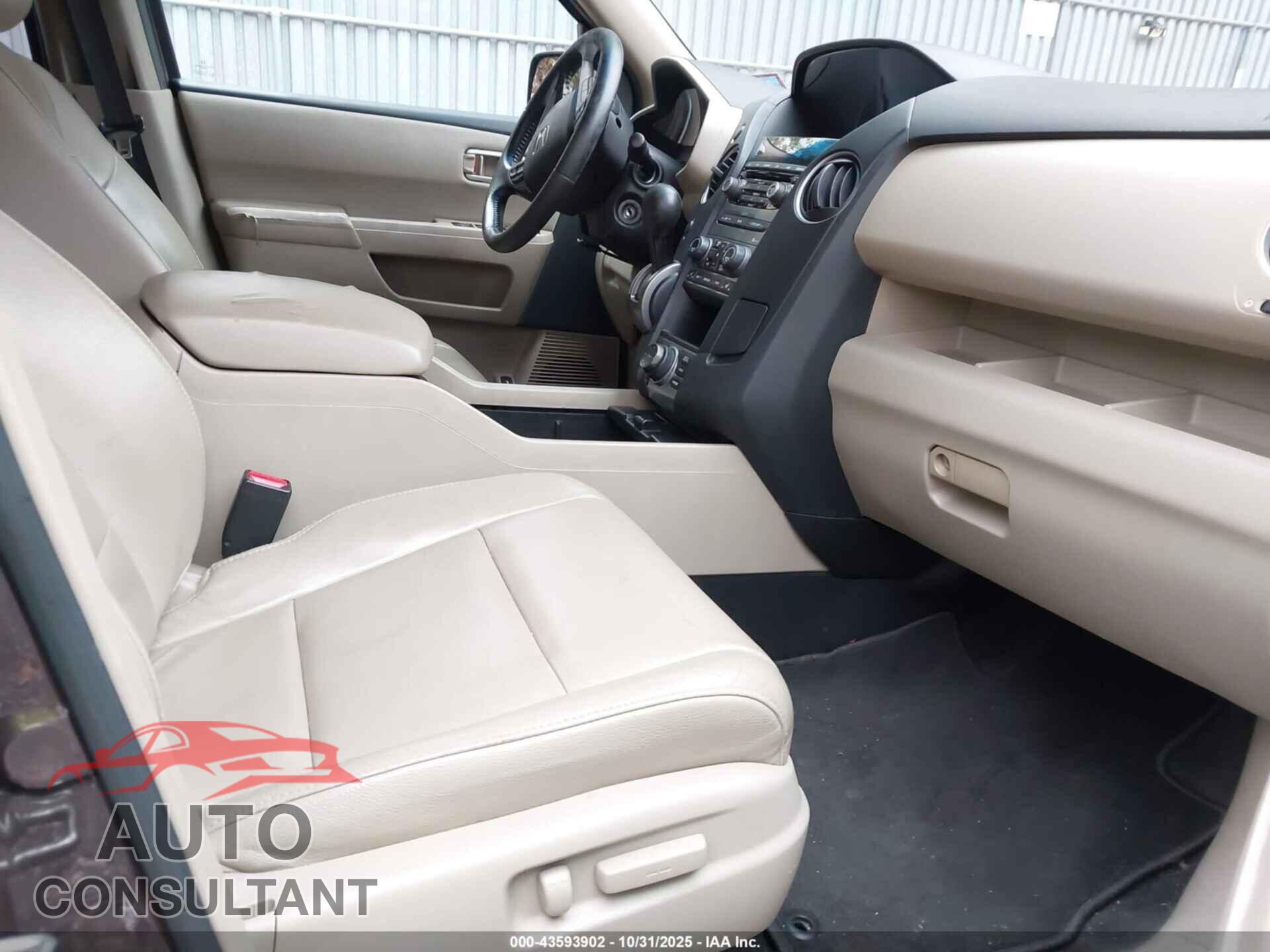 HONDA PILOT 2012 - 5FNYF4H70CB070680