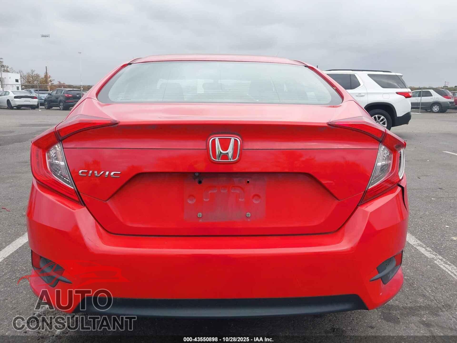 HONDA CIVIC 2018 - 2HGFC2F58JH535026