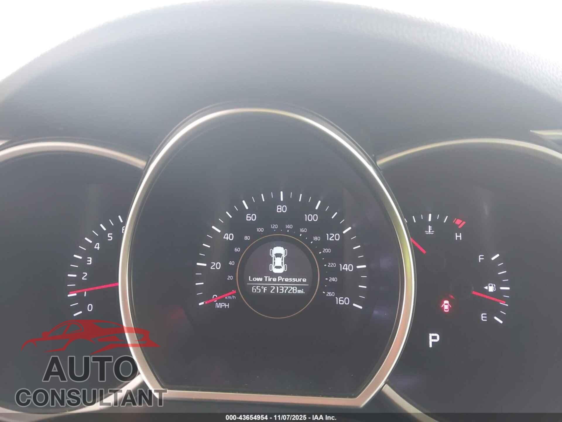 KIA OPTIMA 2015 - KNAGM4A77F5640821