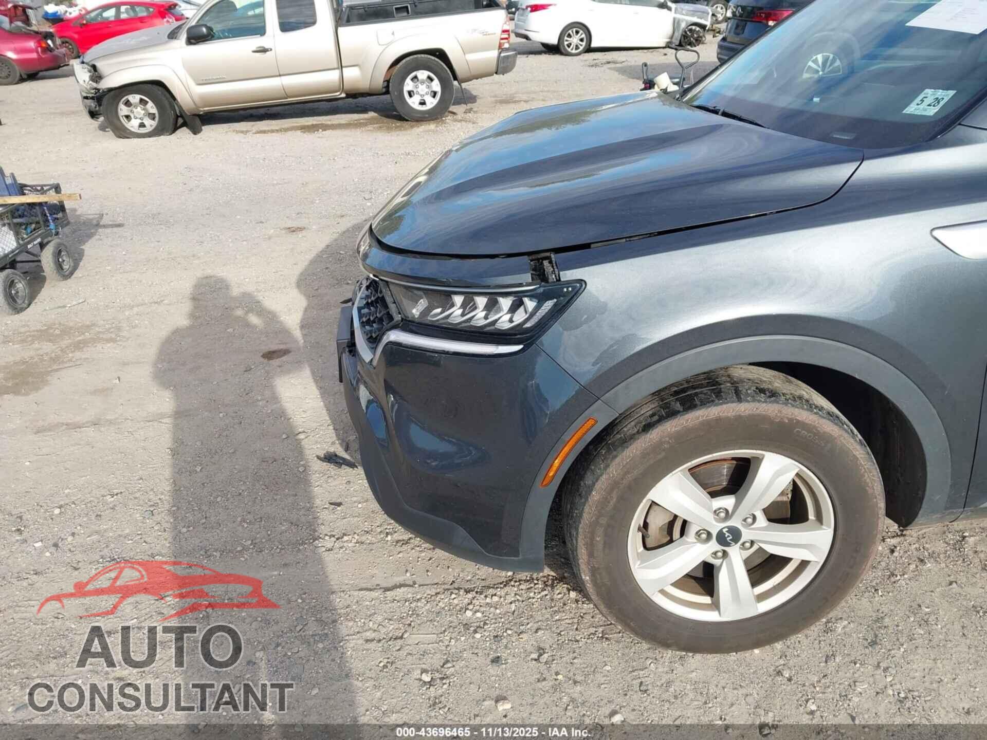 KIA SORENTO 2023 - 5XYRGDLC2PG200575