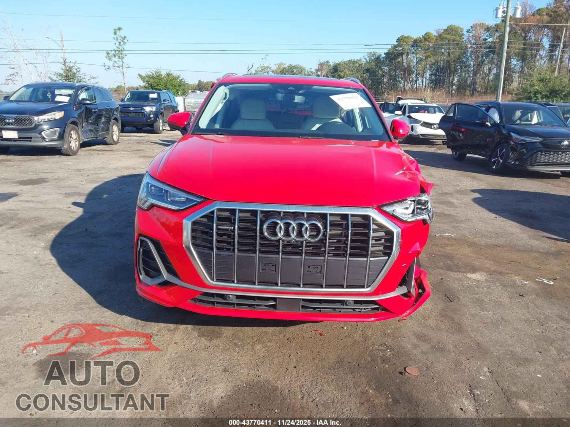 AUDI Q3 2024 - WA1EECF35R1049934