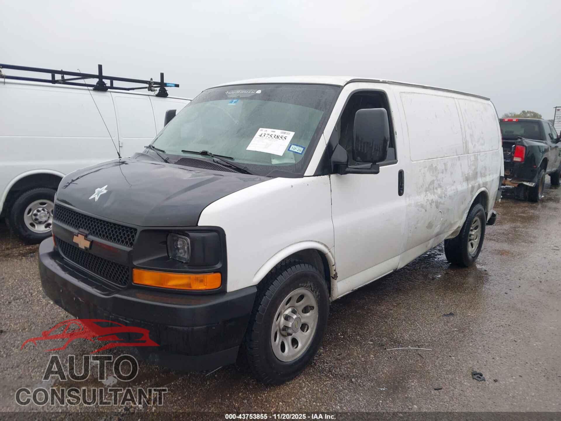 CHEVROLET EXPRESS 1500 2013 - 1GCSGAFX7D1103494