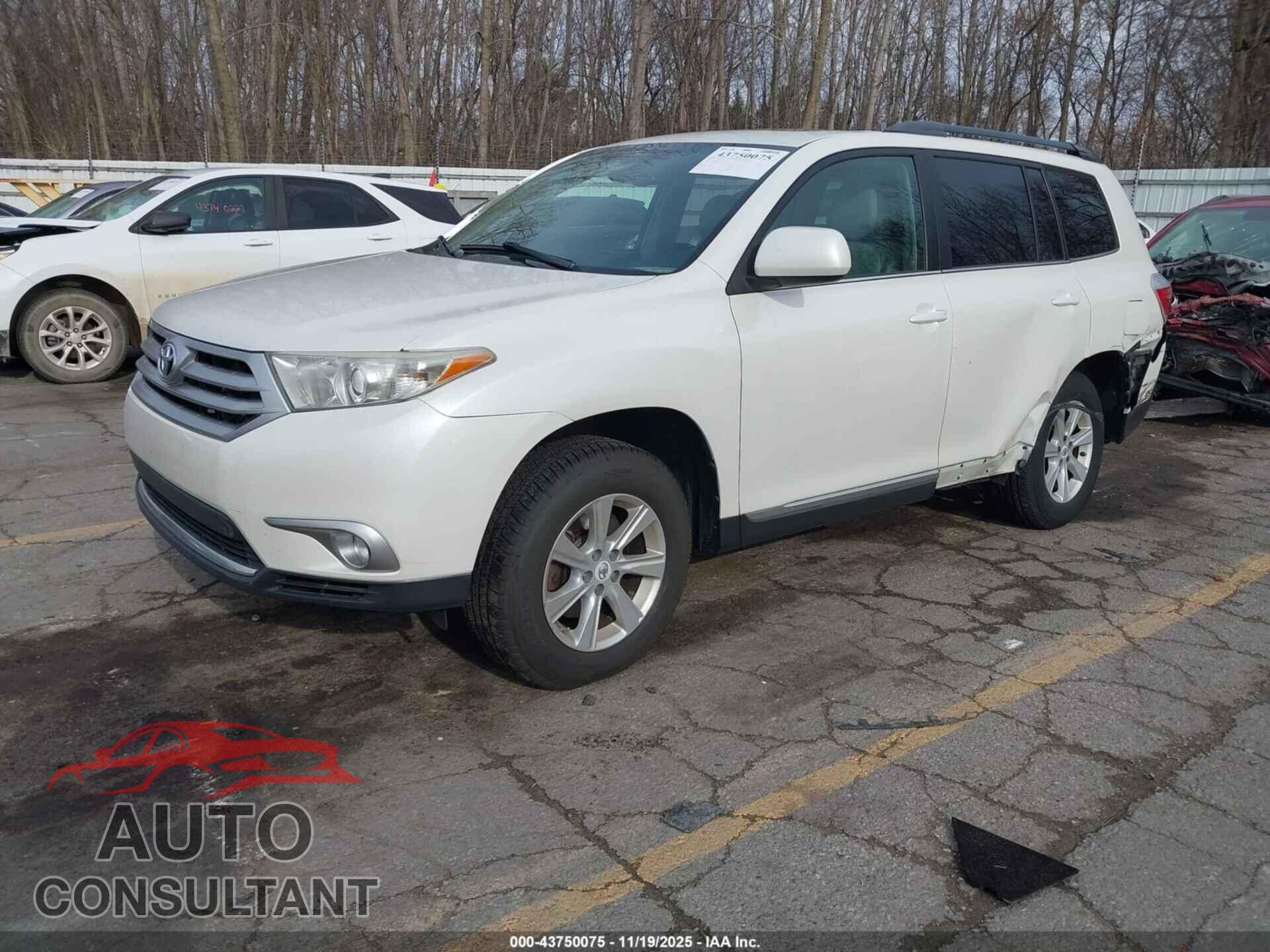 TOYOTA HIGHLANDER 2012 - 5TDBK3EH0CS152333