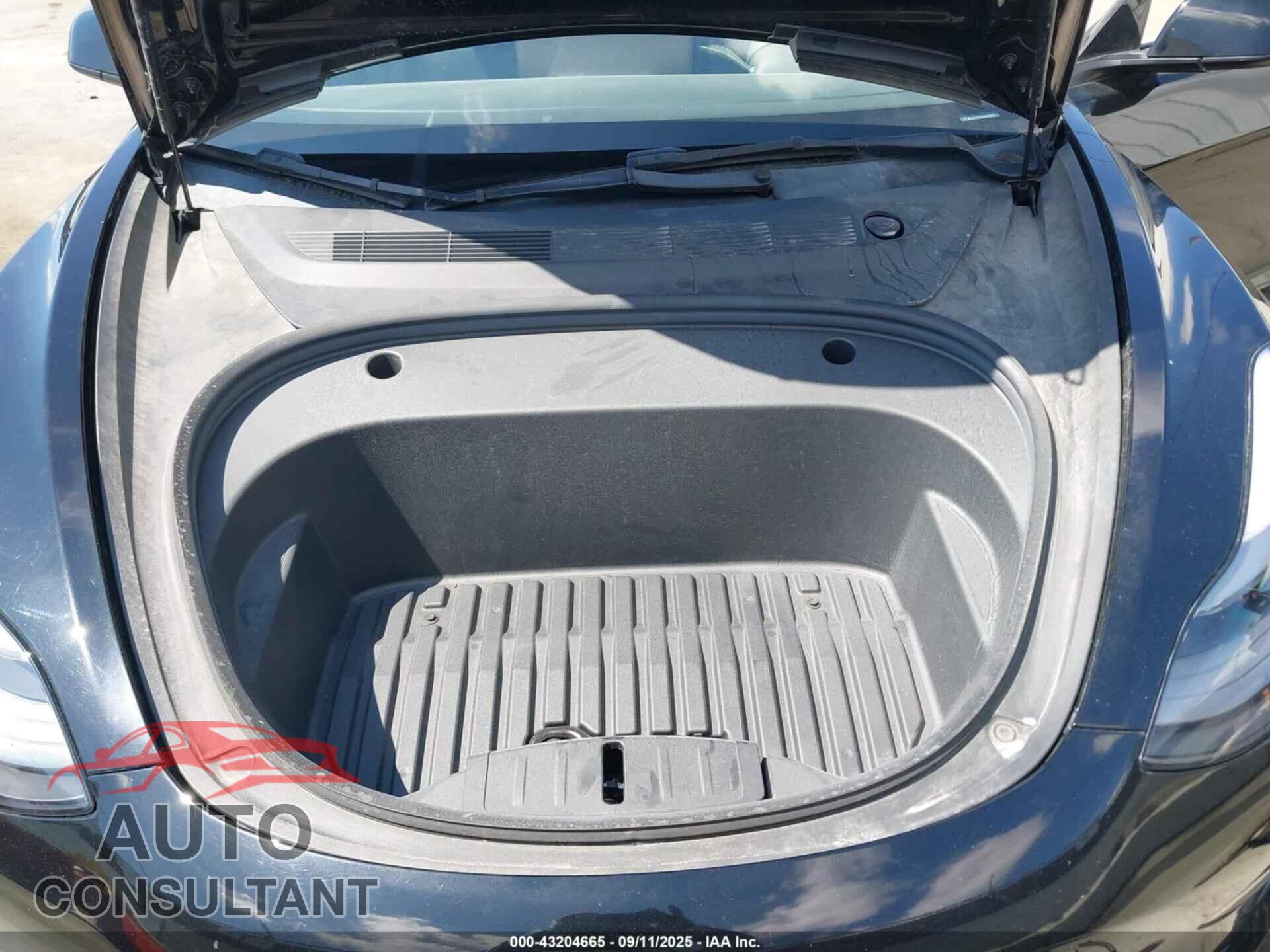 TESLA MODEL 3 2022 - 5YJ3E1EB9NF176827