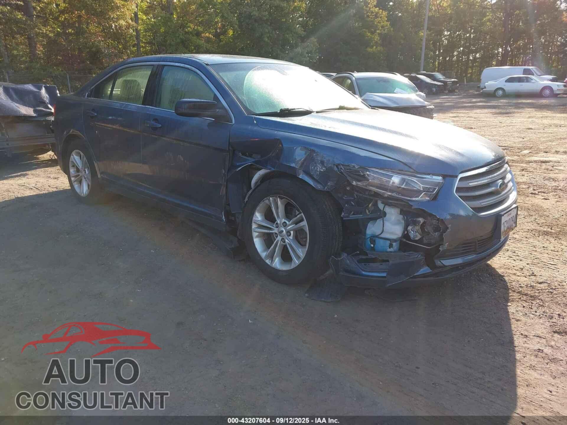 FORD TAURUS 2018 - 1FAHP2D88JG124980