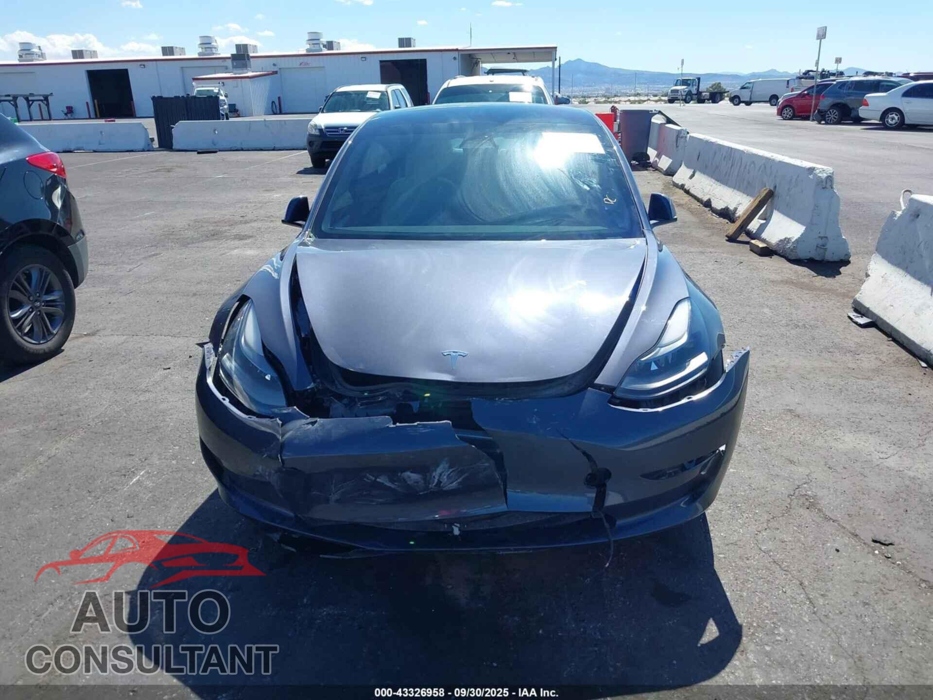 TESLA MODEL 3 2023 - 5YJ3E1EA7PF715830