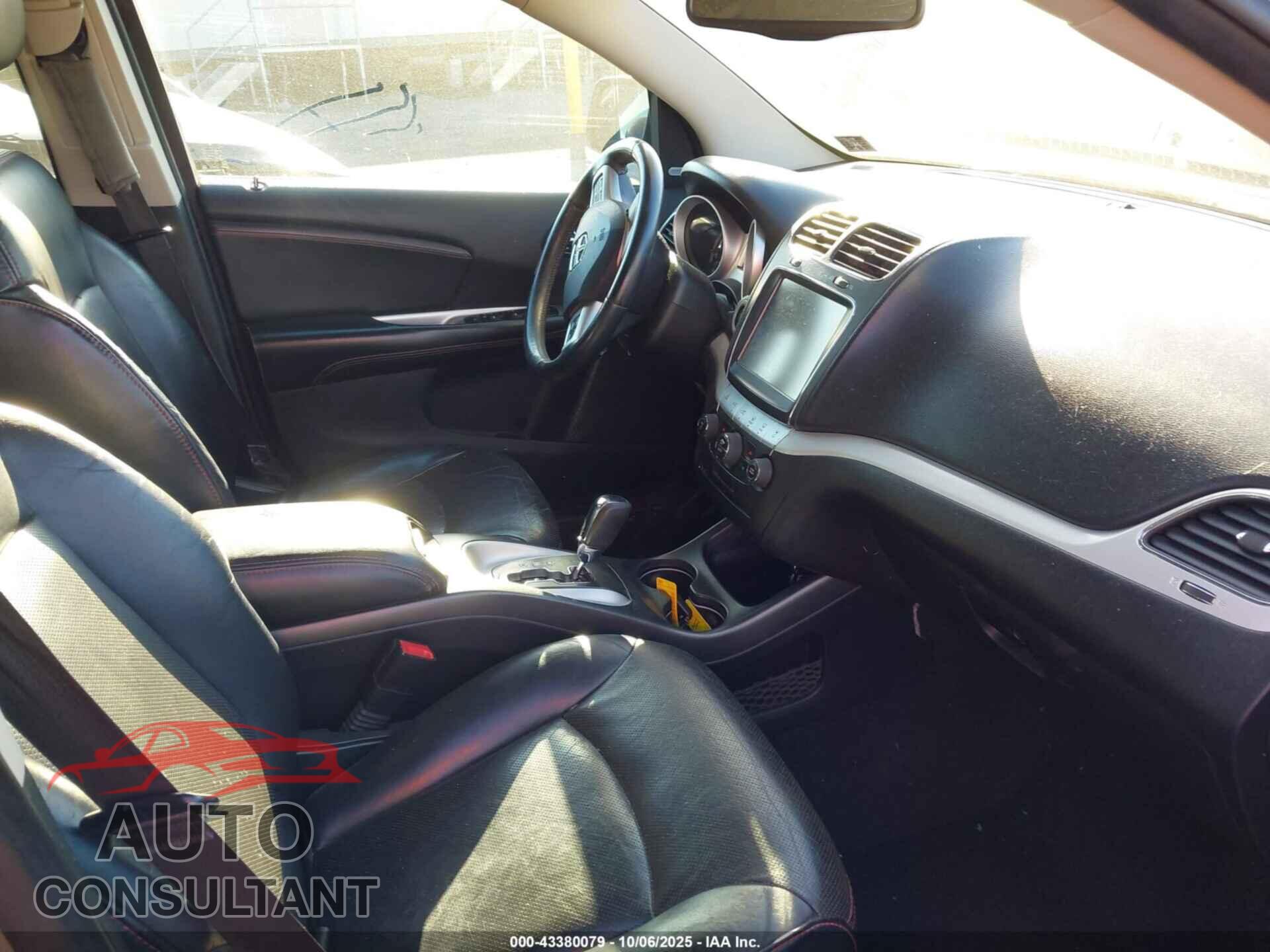 DODGE JOURNEY 2015 - 3C4PDDEG1FT689218