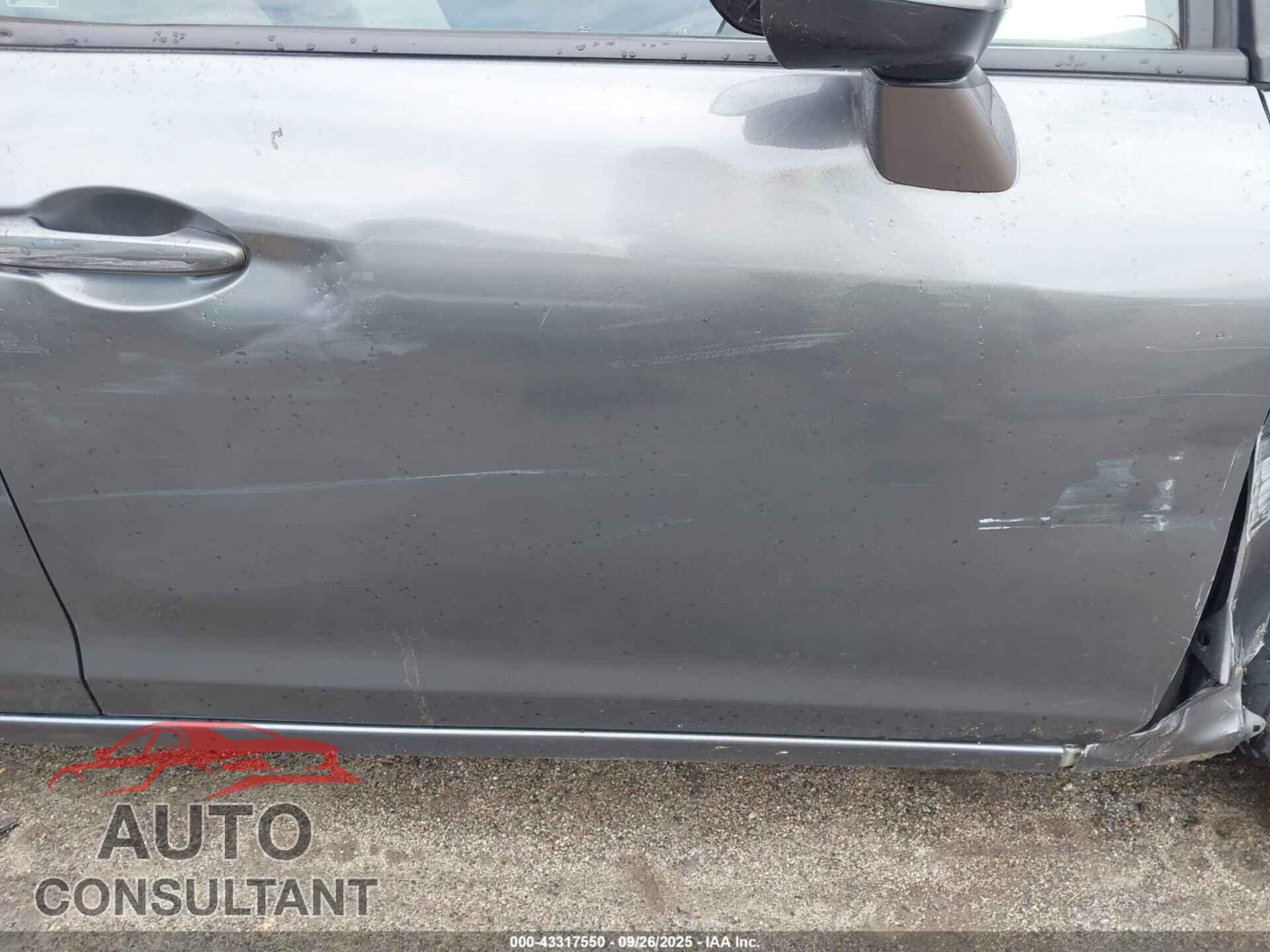 HONDA CIVIC 2012 - 2HGFB2F82CH517699