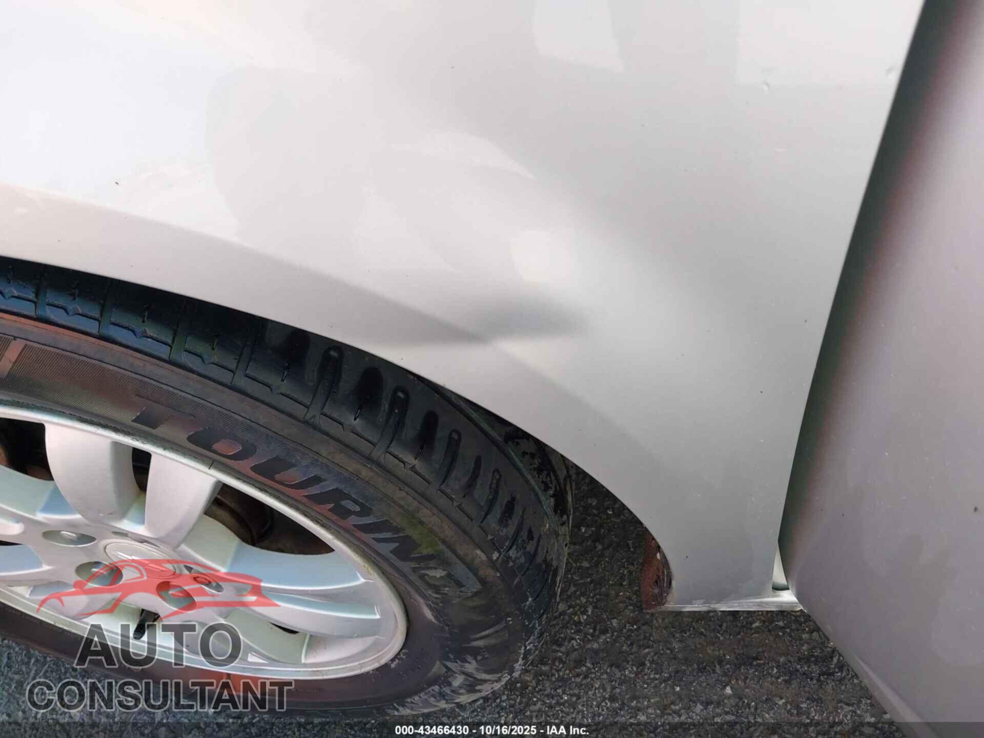 CHEVROLET SONIC 2014 - 1G1JC6SH4E4148131